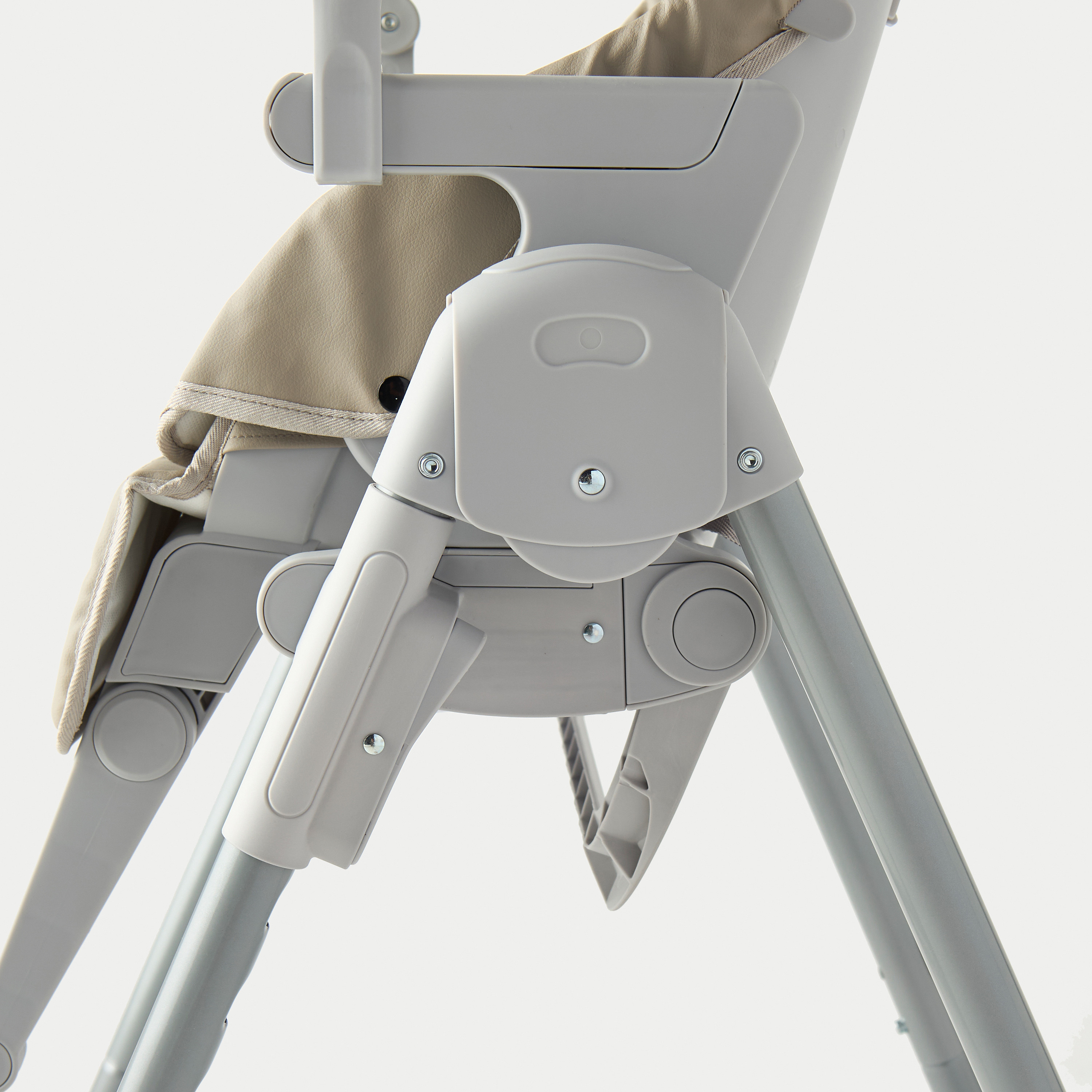 Giggles Mabel Highchair with Toybar-baby-feeding-highchairsandboosters-image-7
