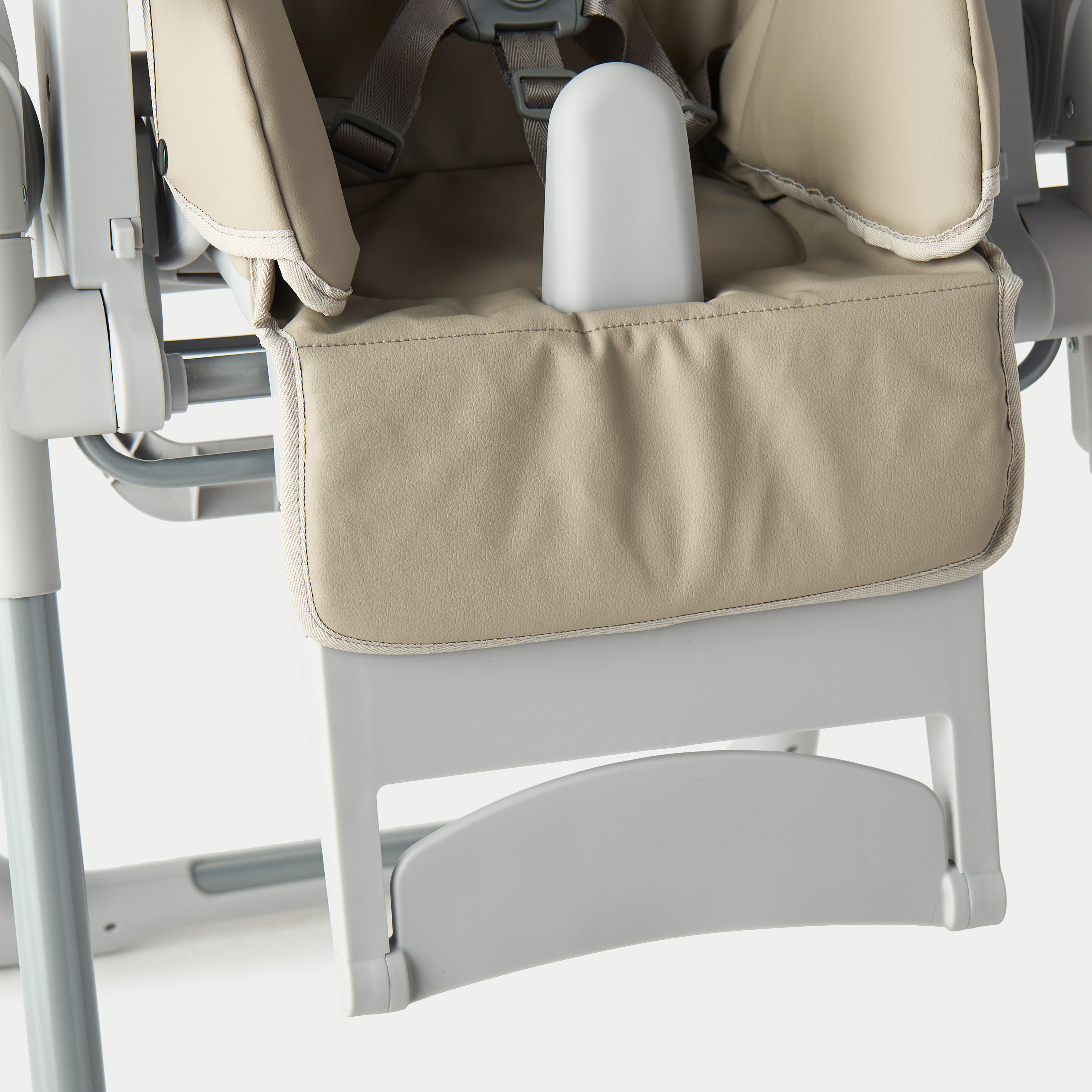 Giggles Mabel Highchair with Toybar-baby-feeding-highchairsandboosters-image-9