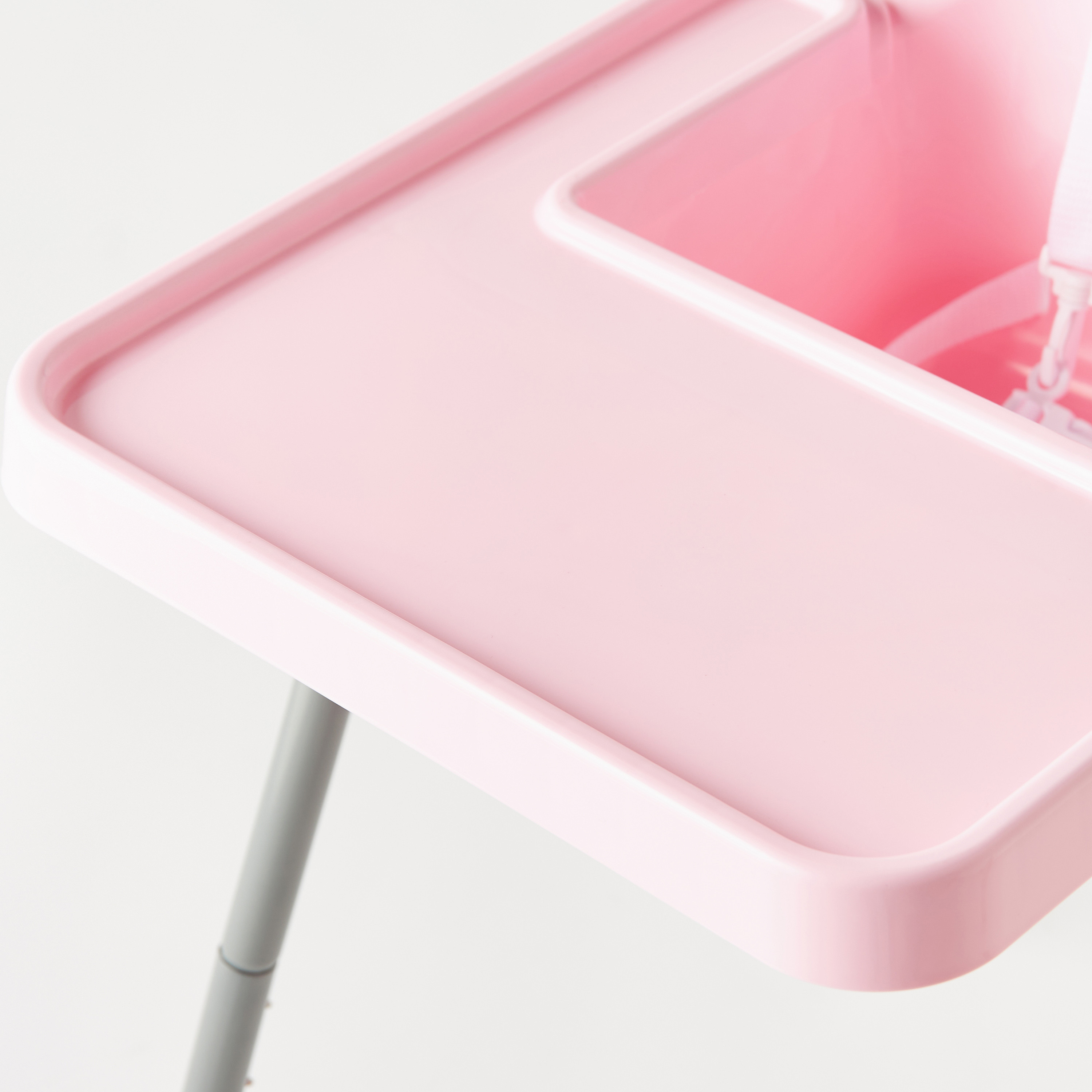 Juniors Walter Highchair-baby-feeding-highchairsandboosters-image-5