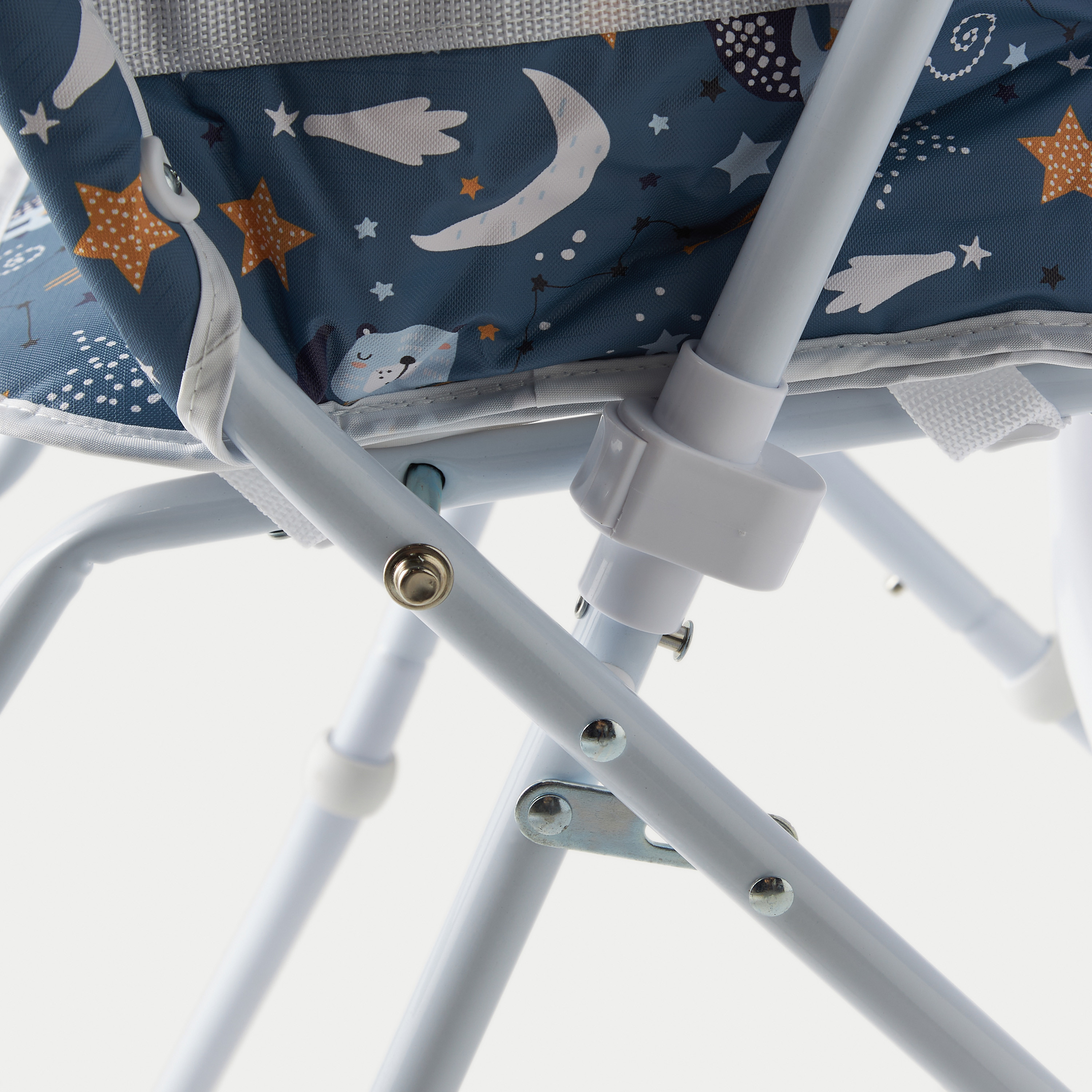 Juniors Bianca Highchair-baby-feeding-highchairsandboosters-image-12