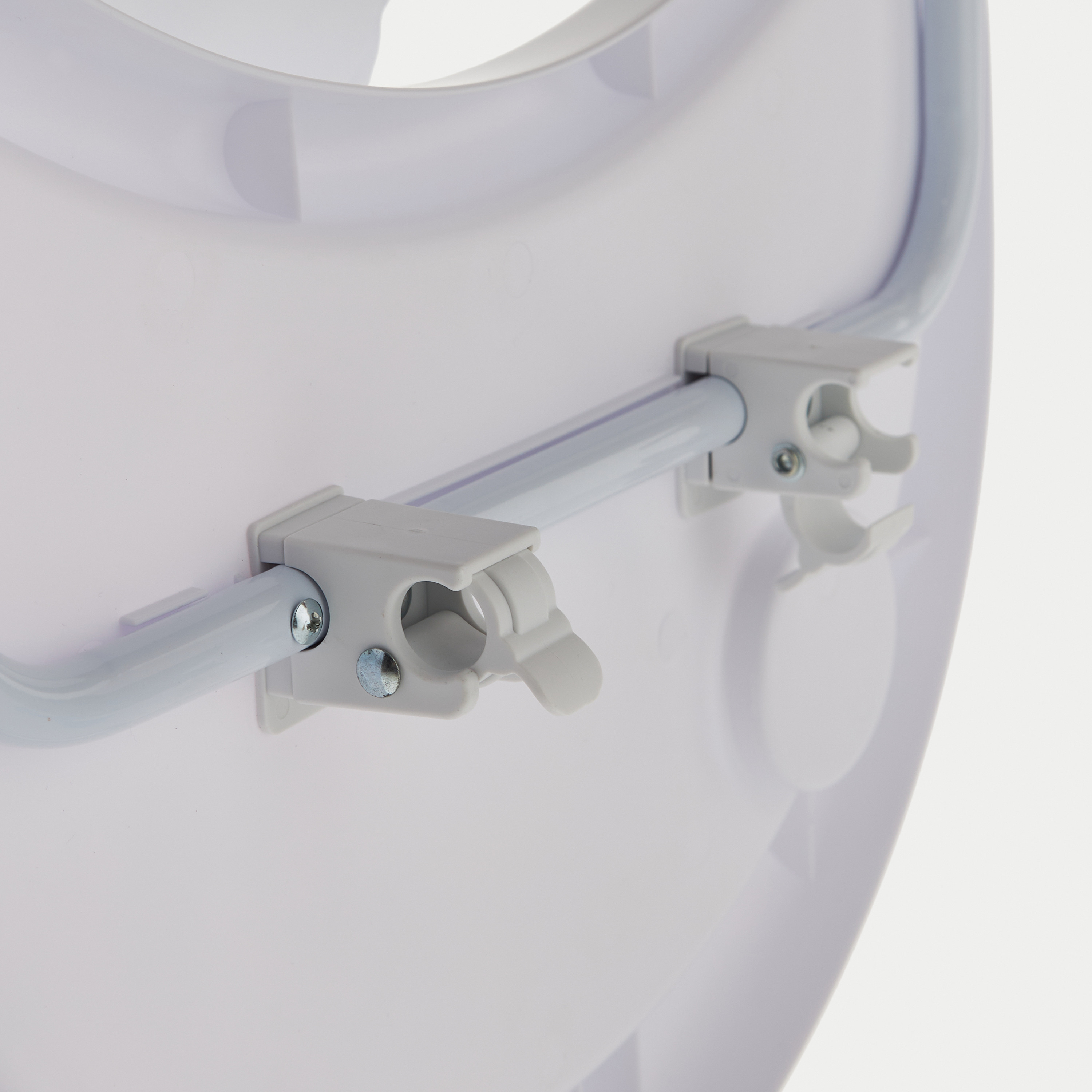 Juniors Bianca Highchair-baby-feeding-highchairsandboosters-image-15