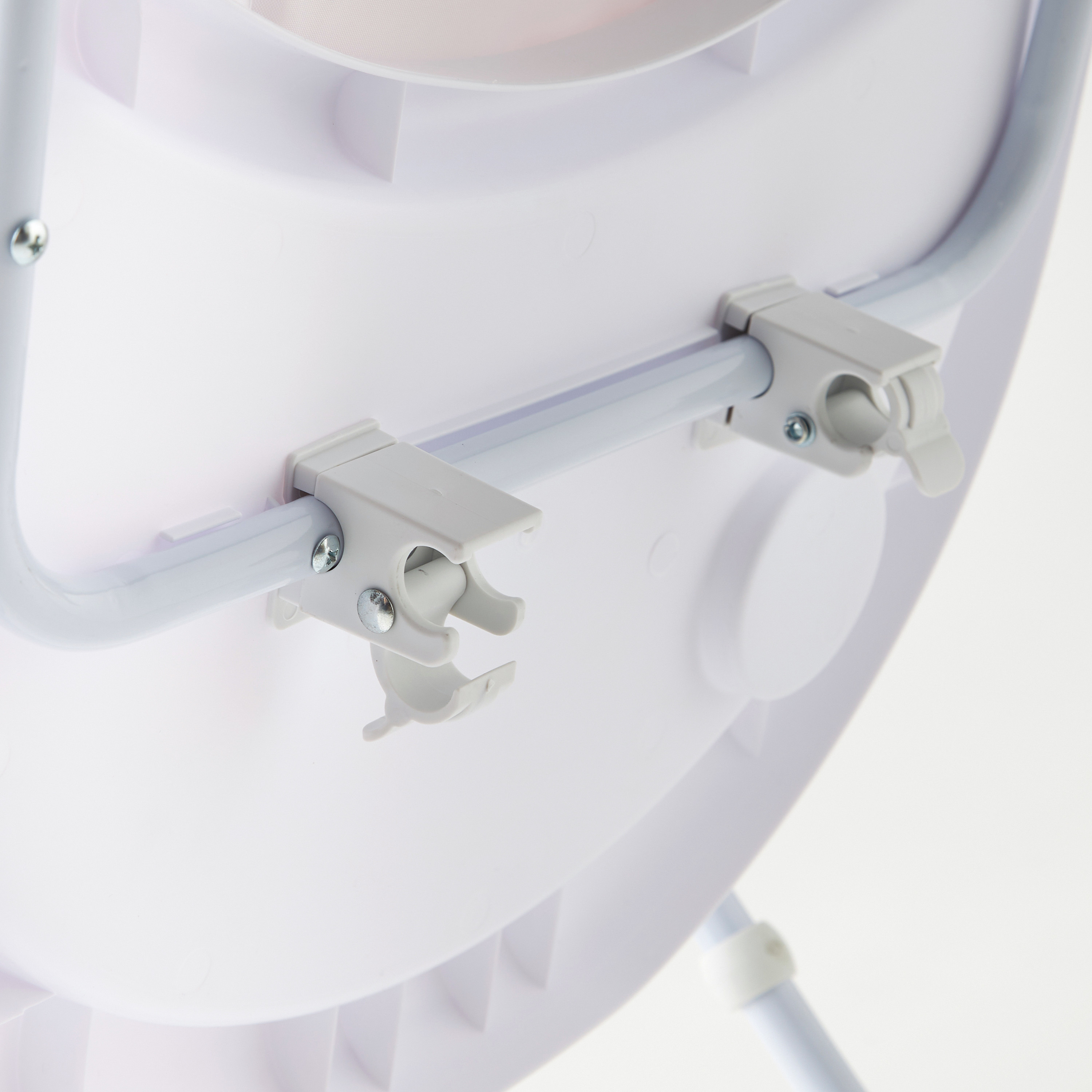 Juniors Bianca Highchair-baby-feeding-highchairsandboosters-image-17