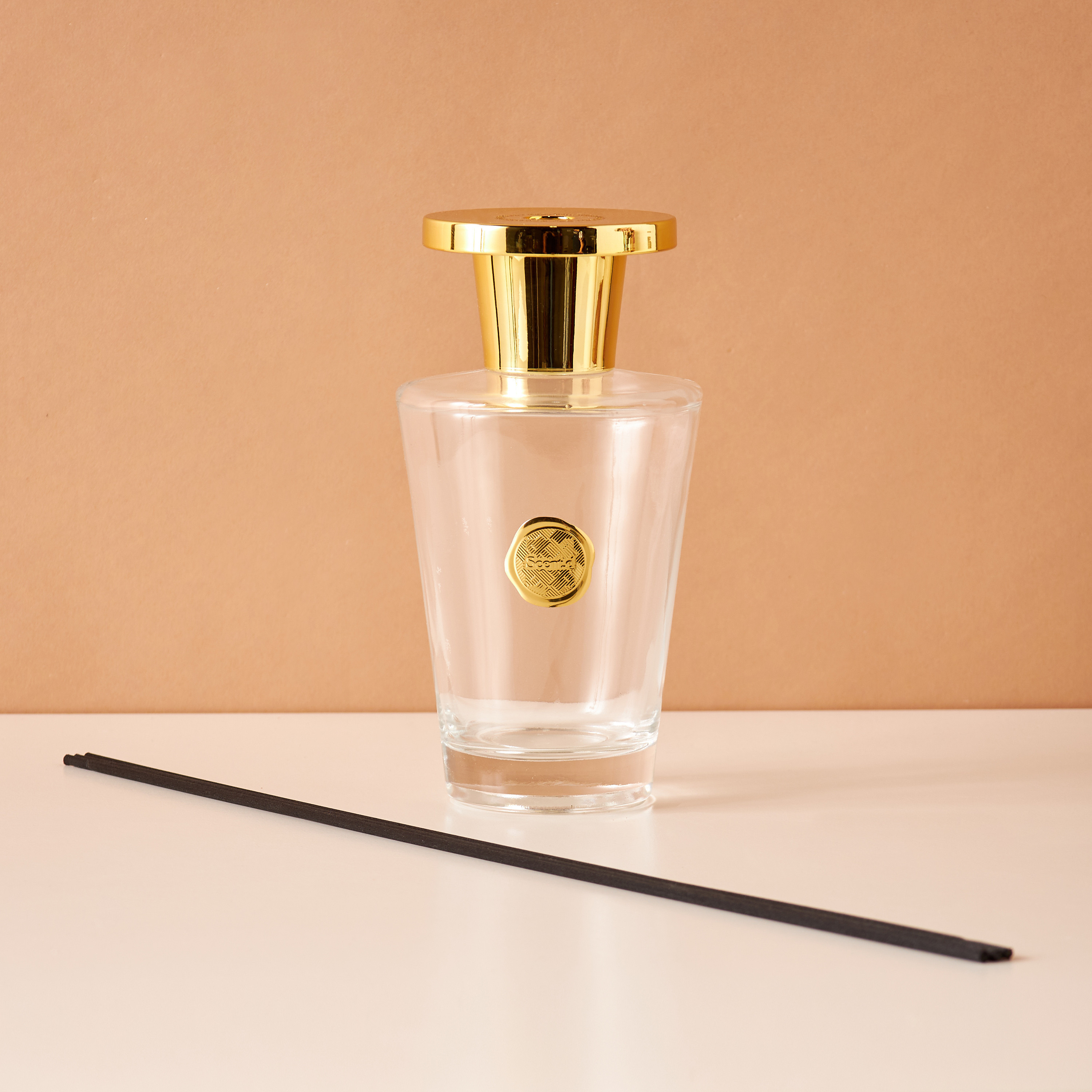 Scent.d Oud Supreme Reed Diffuser - 1 L-household-homefragrance-reeddiffusers-image-1