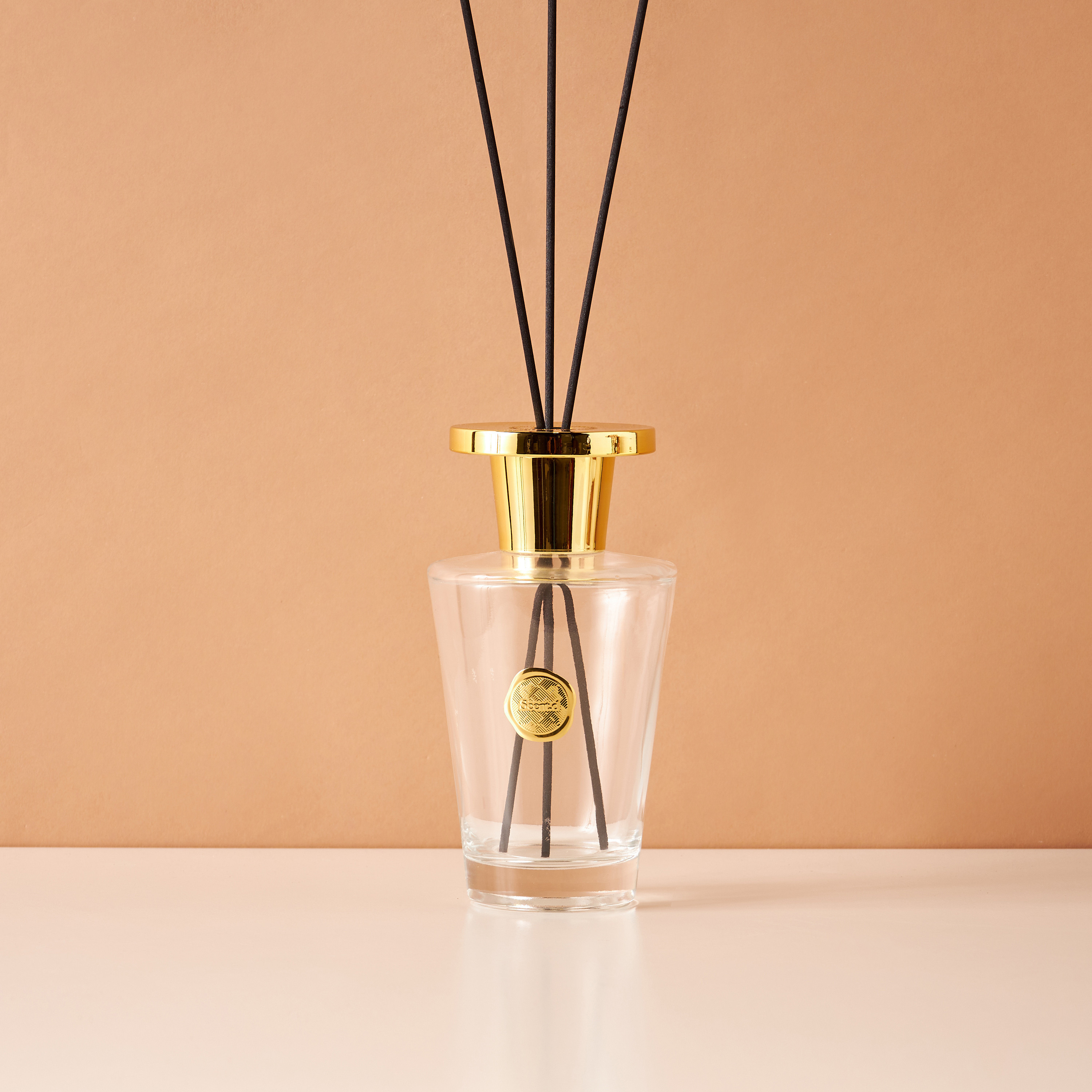 Scent.d Oud Supreme Reed Diffuser - 1 L-household-homefragrance-reeddiffusers-image-2
