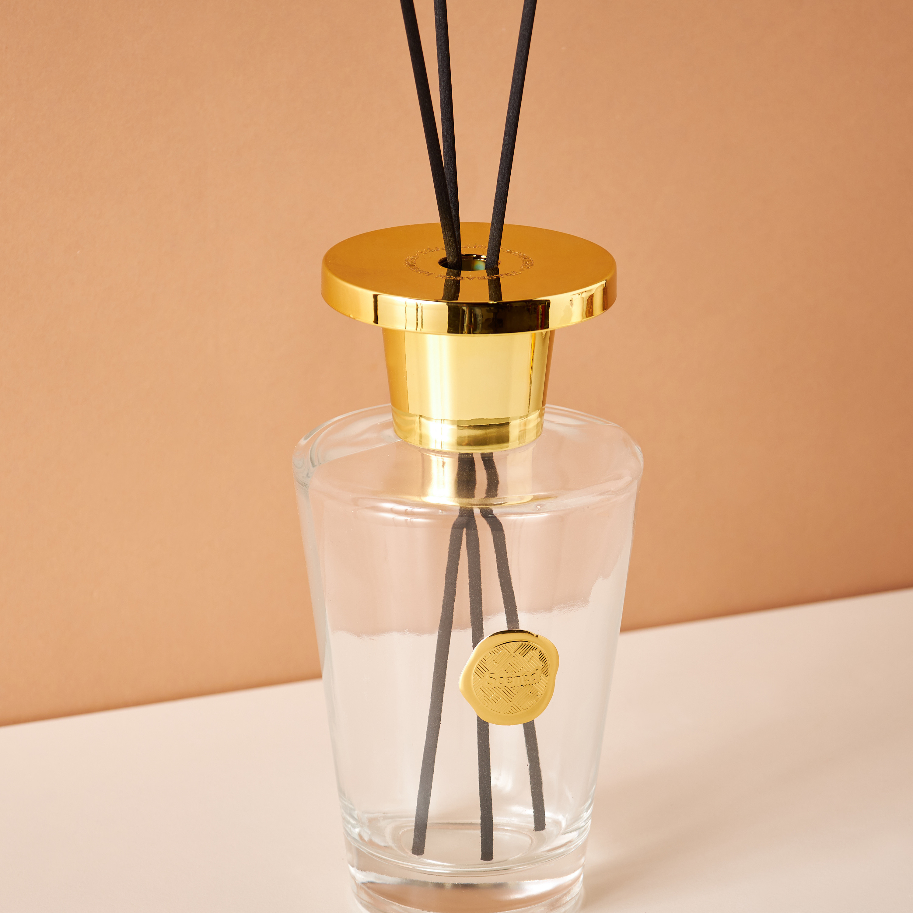 Scent.d Oud Supreme Reed Diffuser - 1 L-household-homefragrance-reeddiffusers-image-3