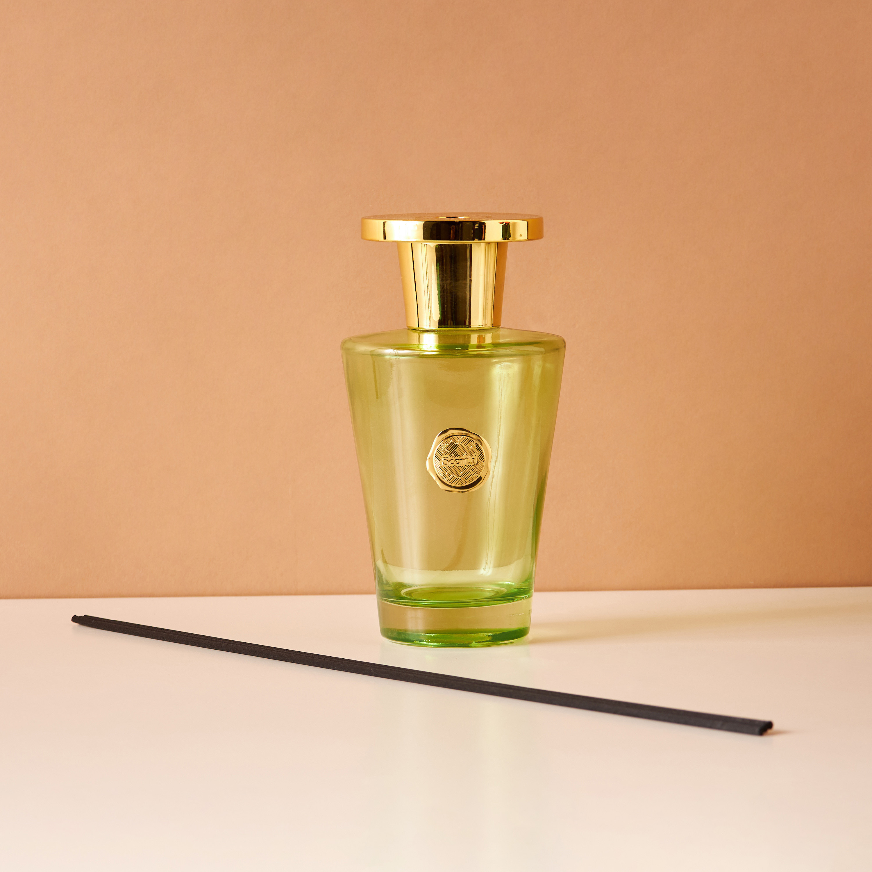 Scent.d Oud Supreme Reed Diffuser - 1 L-household-homefragrance-reeddiffusers-image-1