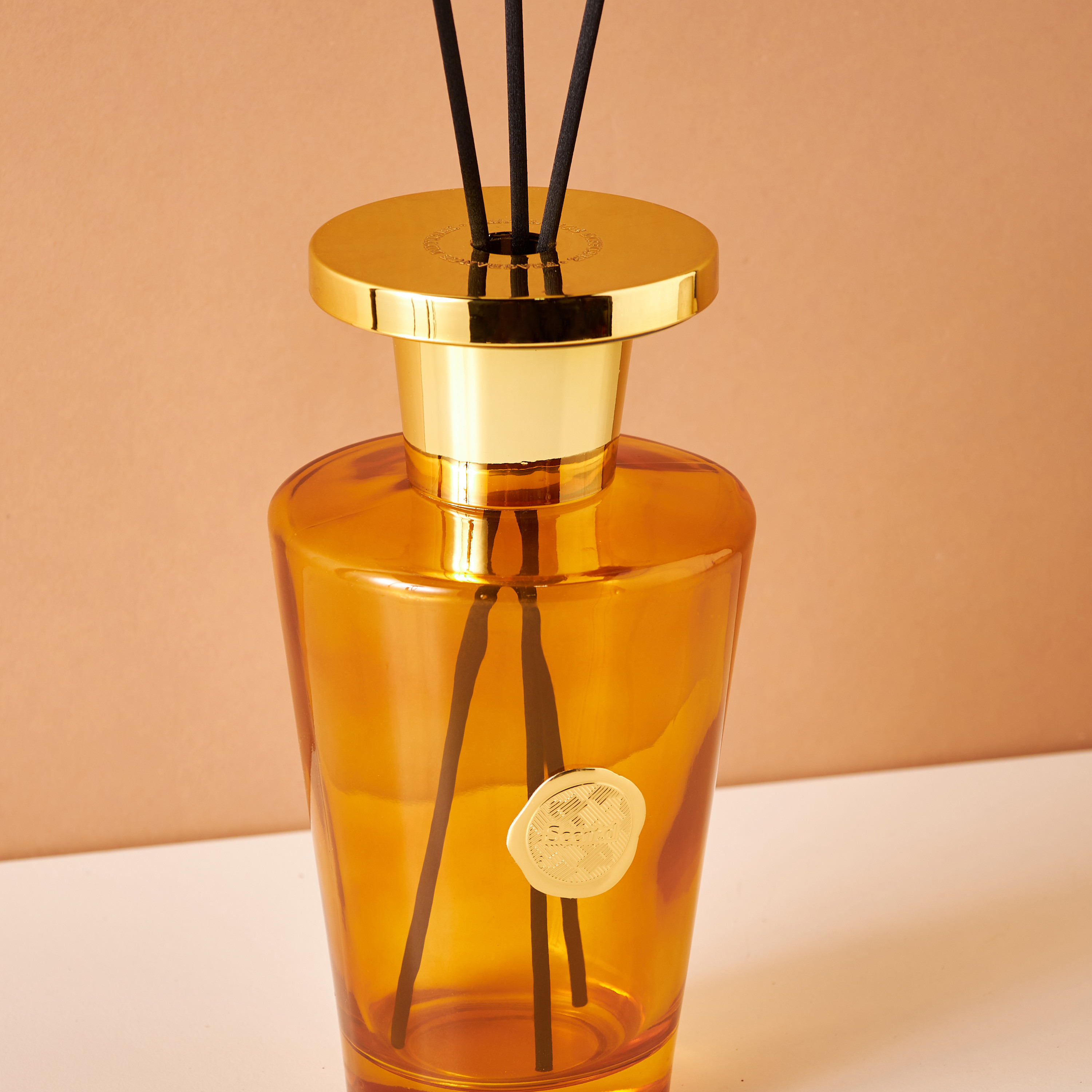 Scent.d Oud Supreme Reed Diffuser - 1 L-household-homefragrance-reeddiffusers-image-3