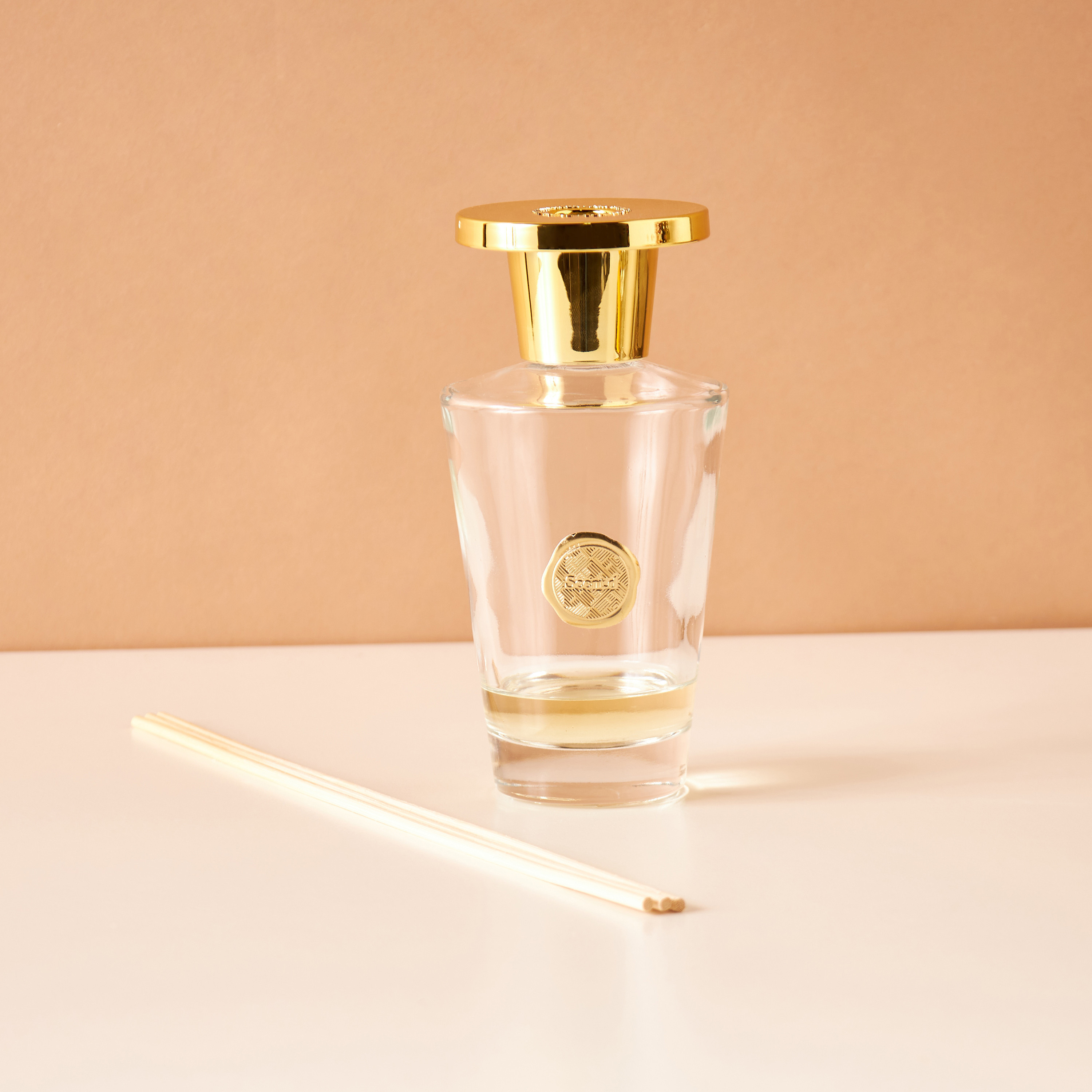Scent.d Dark Wood Reed Diffuser - 300 ml-household-homefragrance-reeddiffusers-image-1