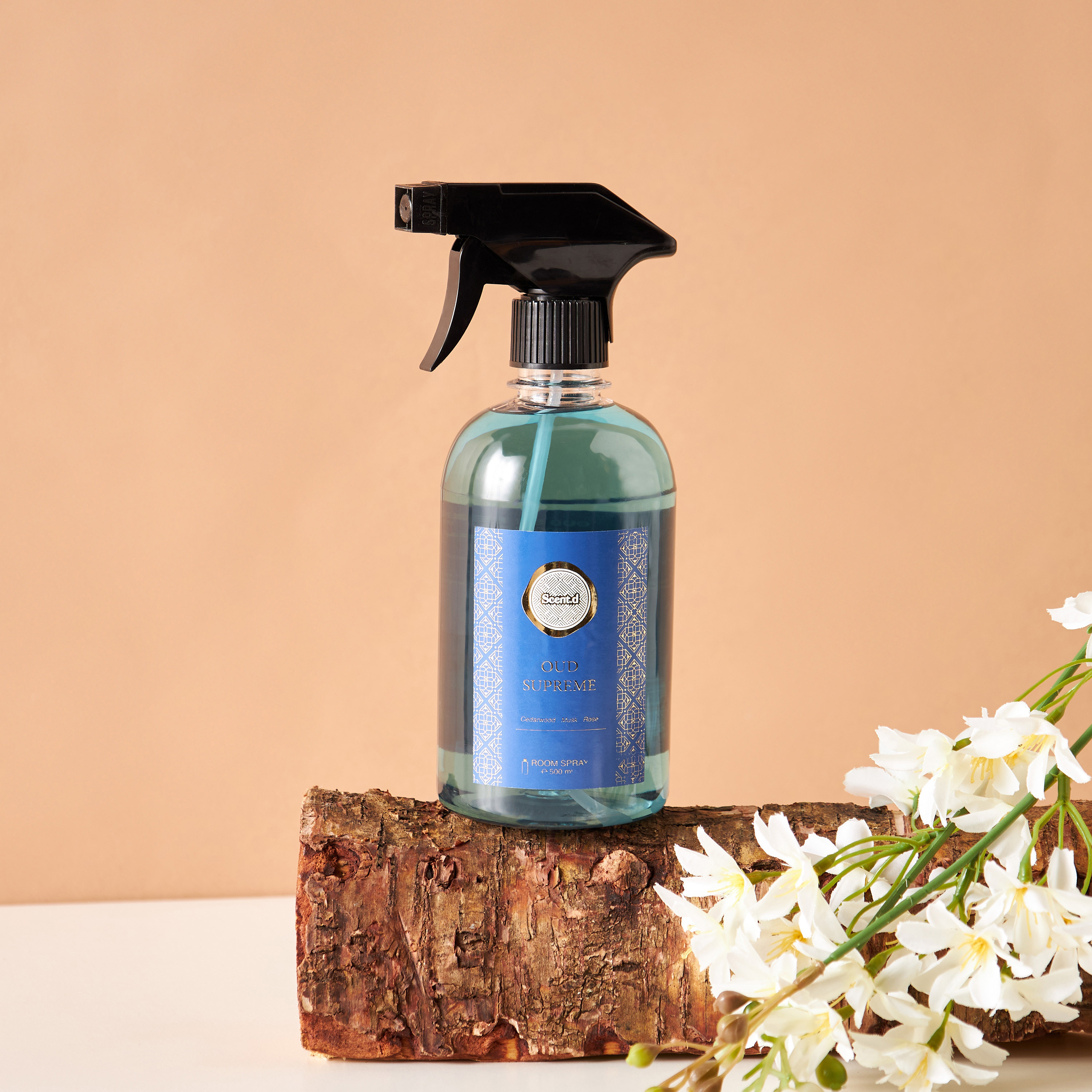 بخاخ معطر للغرف برائحة العود السامي من سينت. دي - 500 مل-household-homefragrance-homesprays-image-1