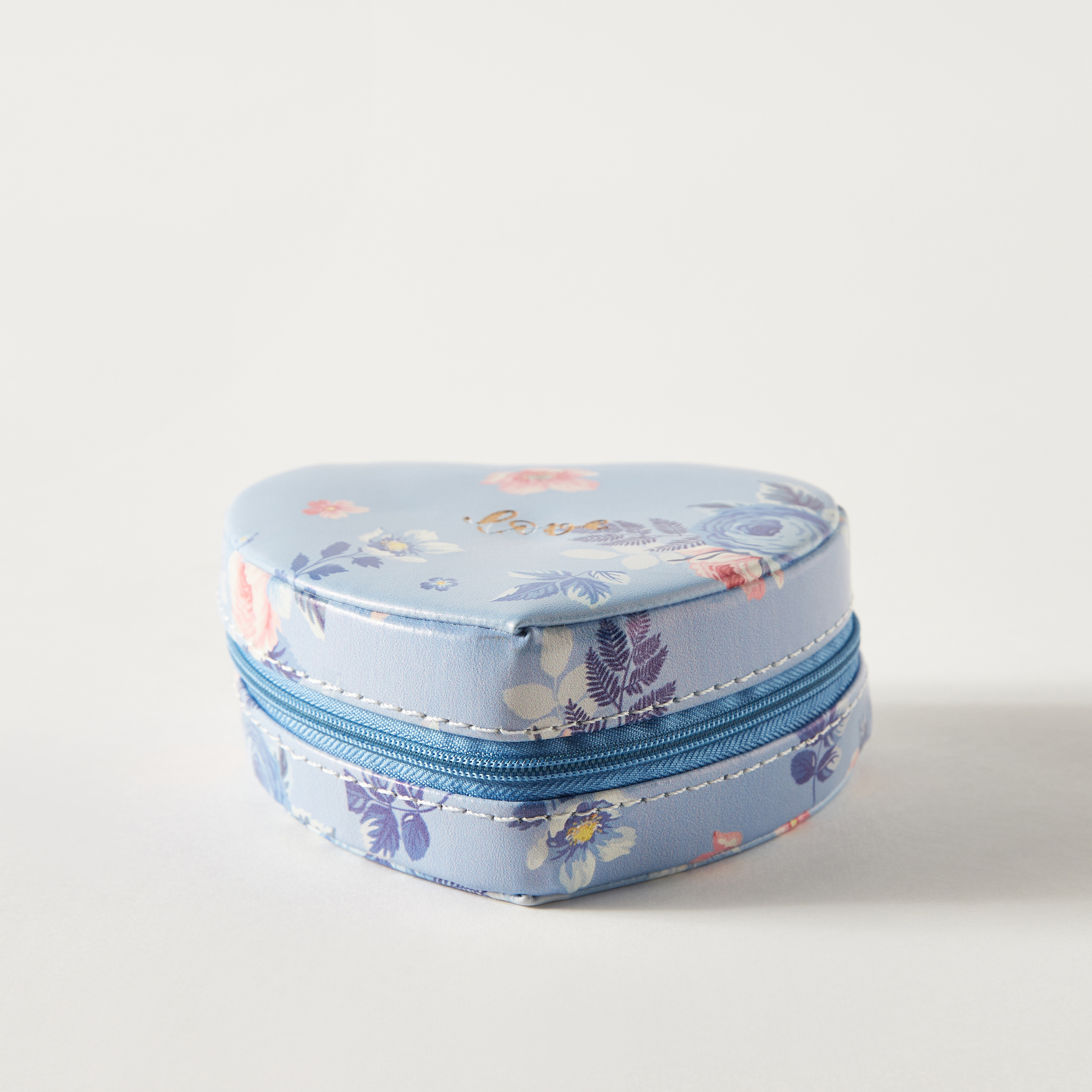 All-Over Floral Print Heart-Shaped Jewellery Box with Zip Closure - 10x9x5 cms-women-watchesandjewellery-jewellery-storage-image-1