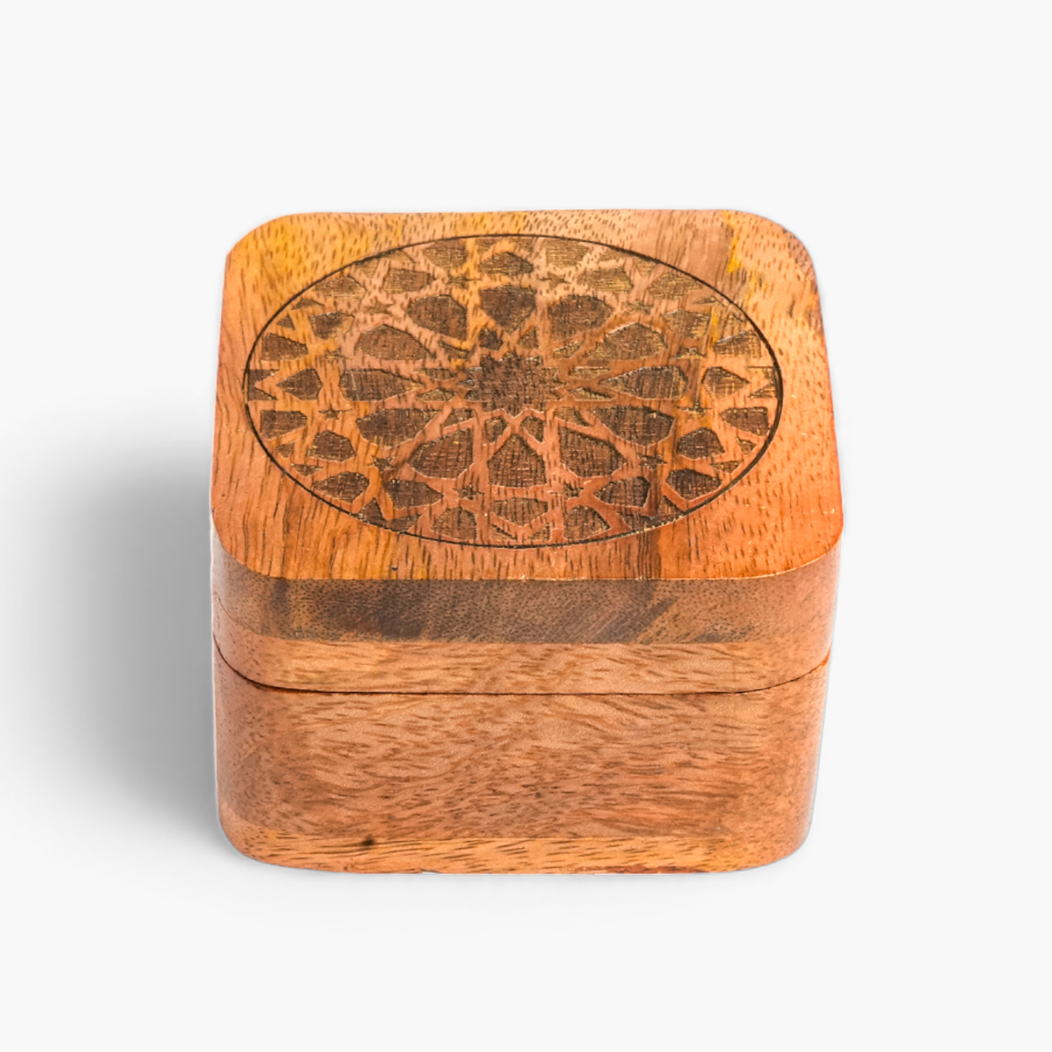 صندوق خشب مزين من هوم كارفينج-household-decor-boxesandtrays-image-1
