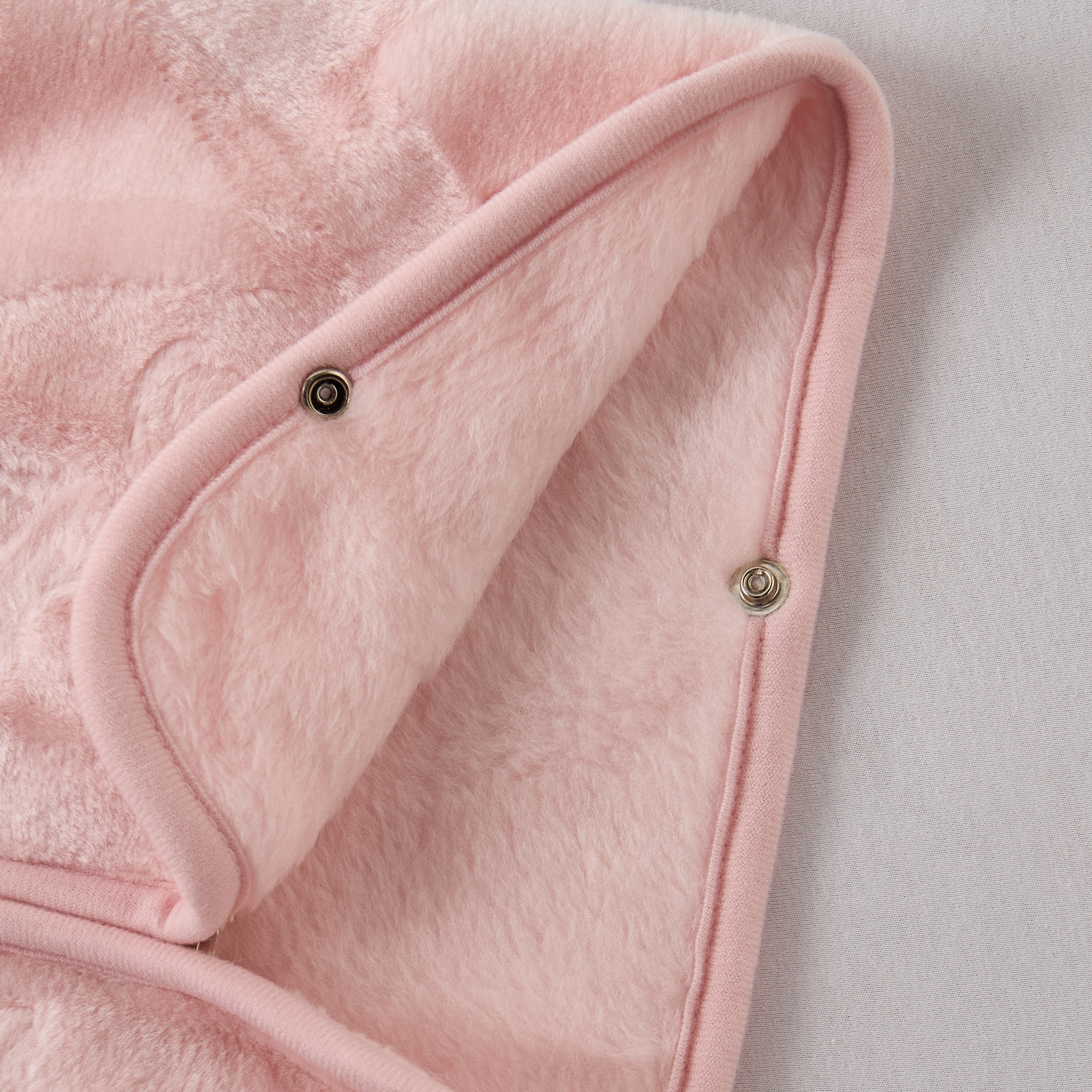Pielsa All-Over Star Textured Nest Blanket - 80x90 cm-baby-nursery-blanketsandswaddles-blanketsandquilts-image-3