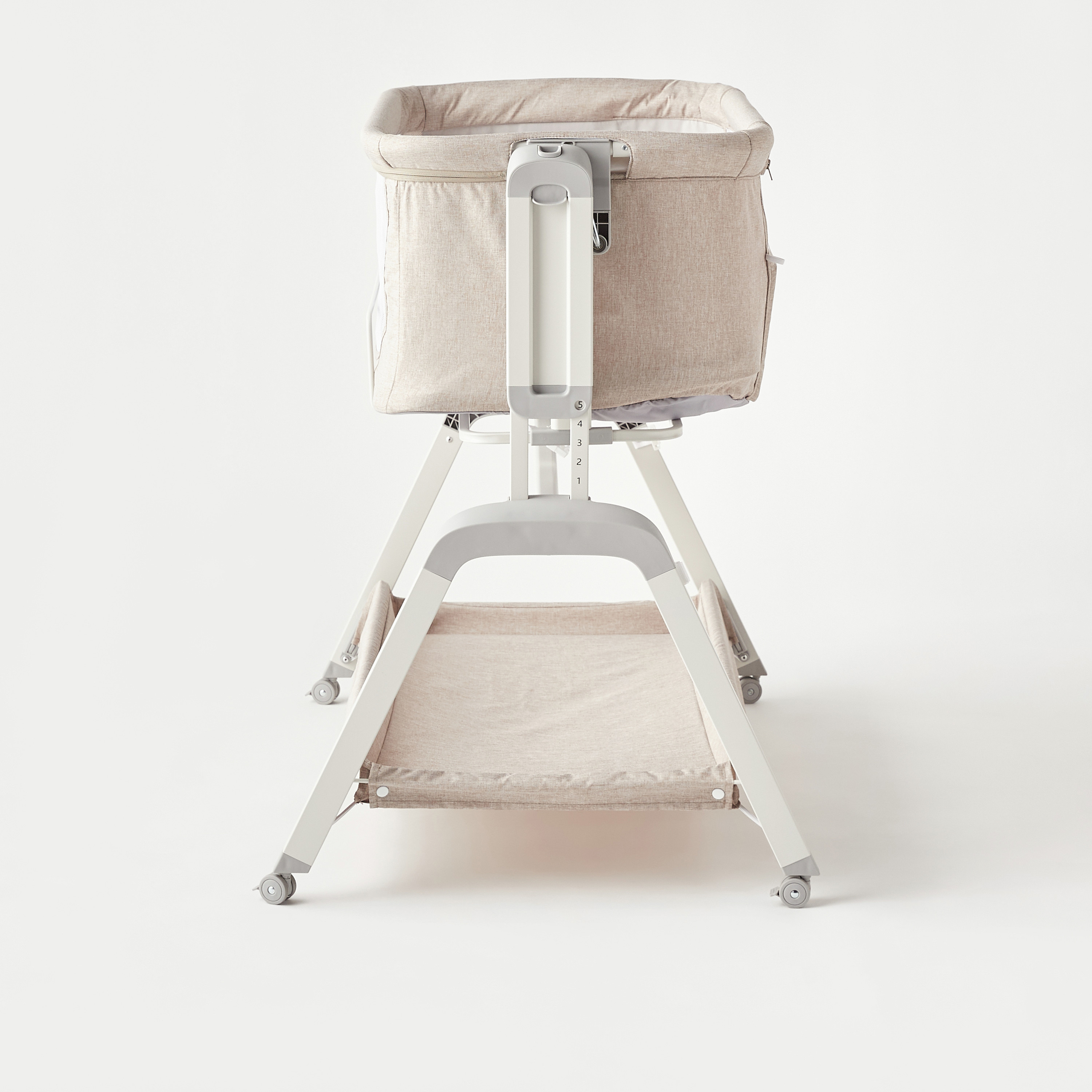 Giggles Watson Side Bassinet with Glide Function-baby-nursery-furniture-cribsandbeds-bassinets-image-10