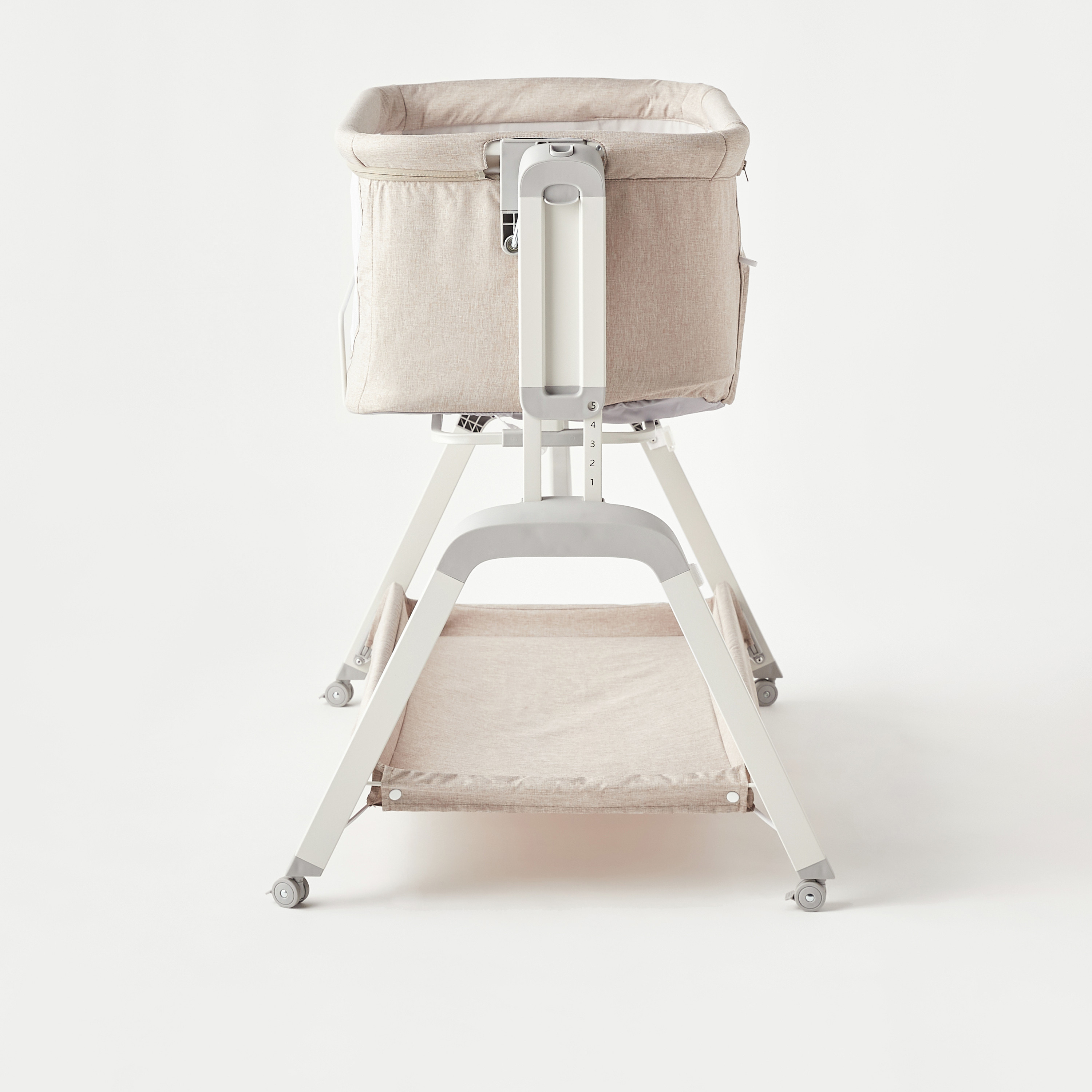 Giggles Watson Side Bassinet with Glide Function-baby-nursery-furniture-cribsandbeds-bassinets-image-11