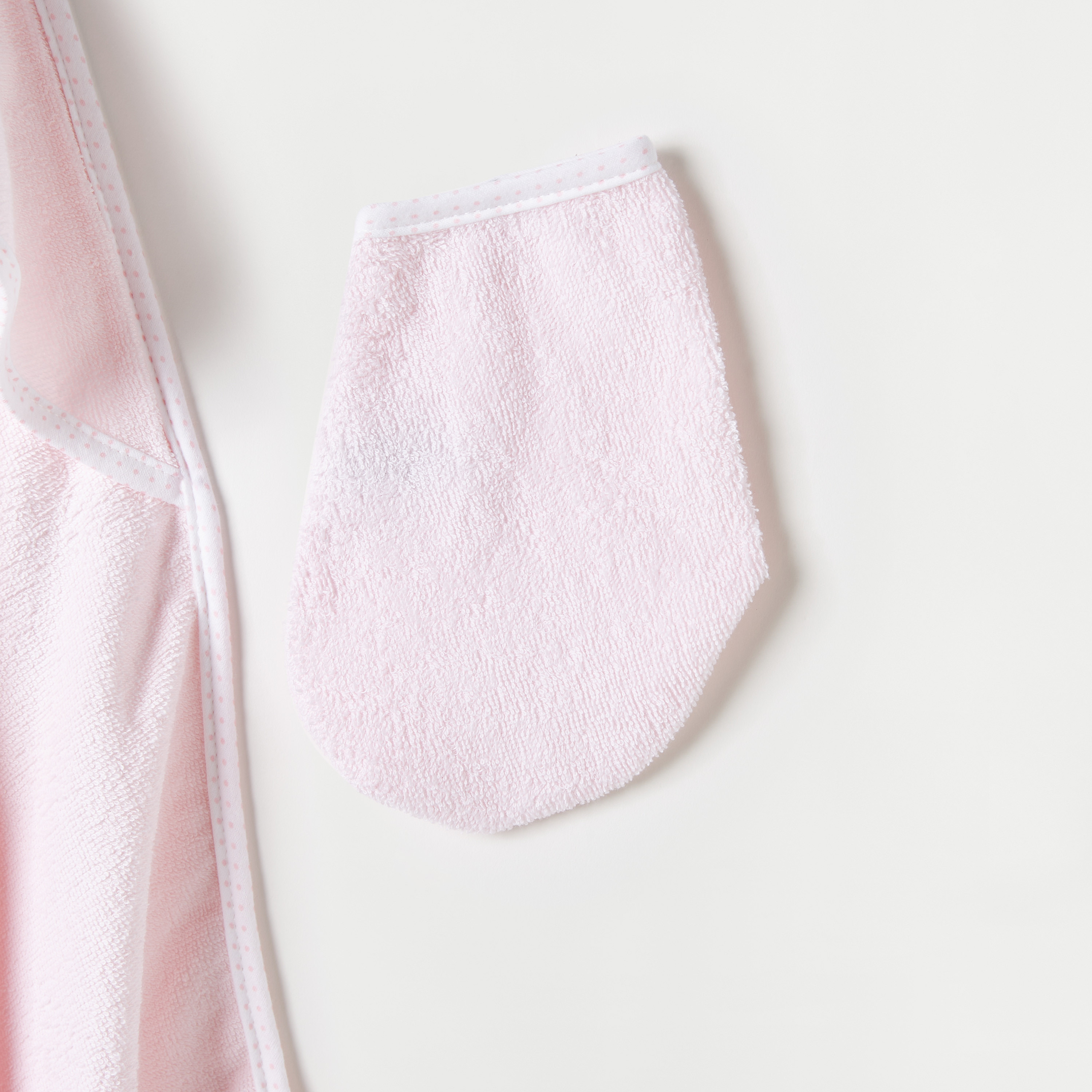 طقم منشفة بقبعة بتطريز بجعة وقفاز من جونيورز- 75x90 سم-baby-bathandcare-towels-image-3