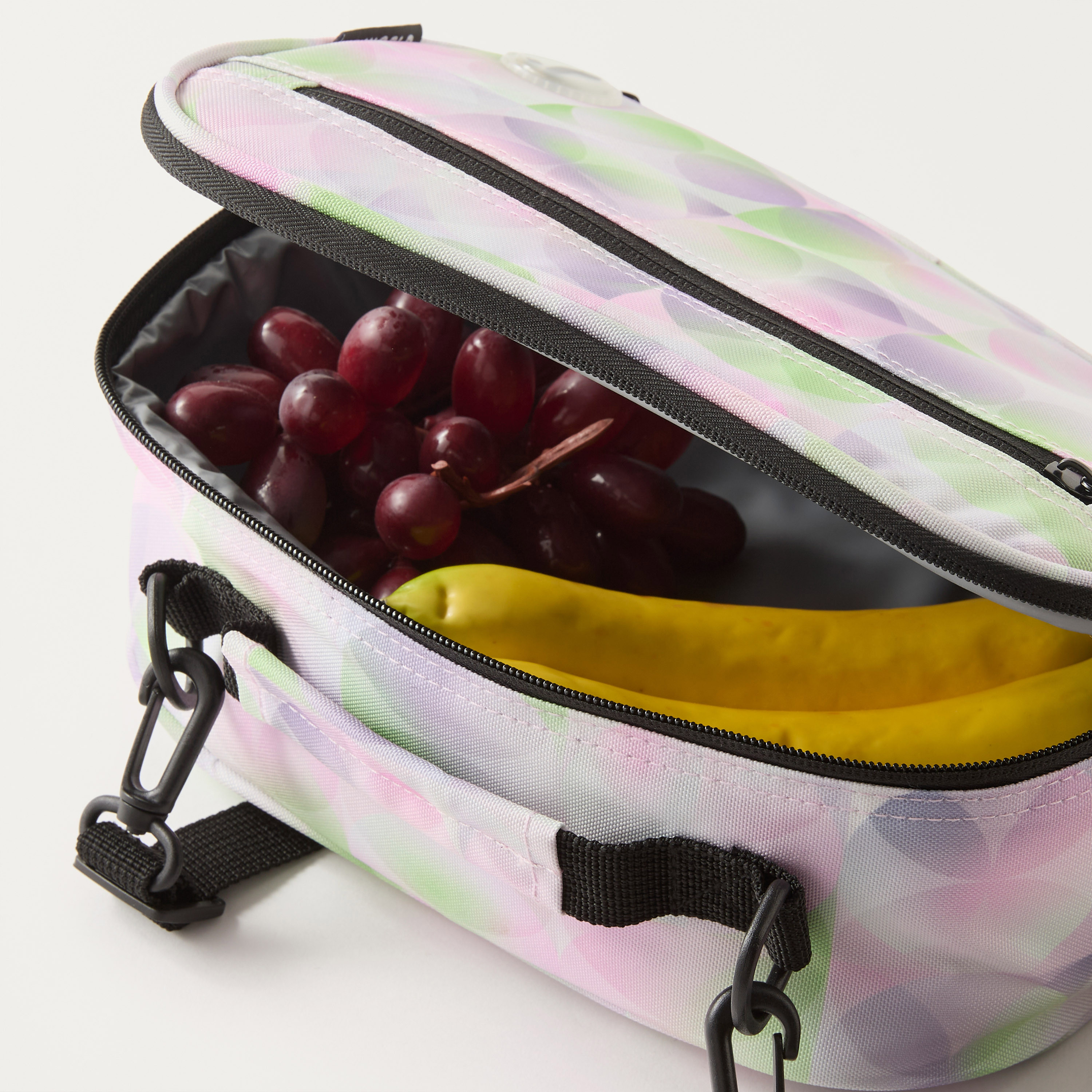 J World Printed Lunch Bag with Detachable Strap-school-lunchessentials-lunchbags-image-5