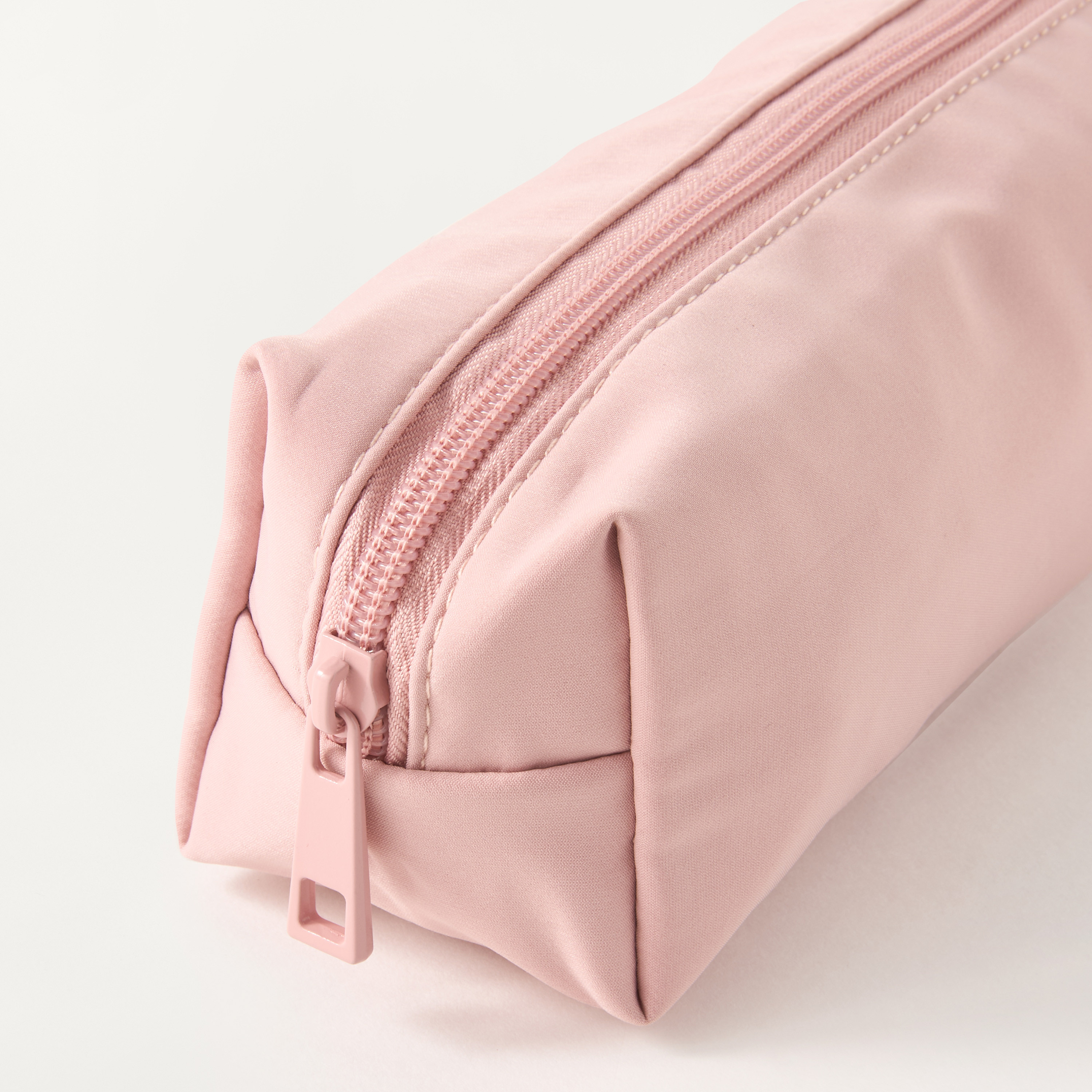 مقلمة سادة بسحاب إغلاق من رويال ساك-school-stationery-pencilcases-image-3