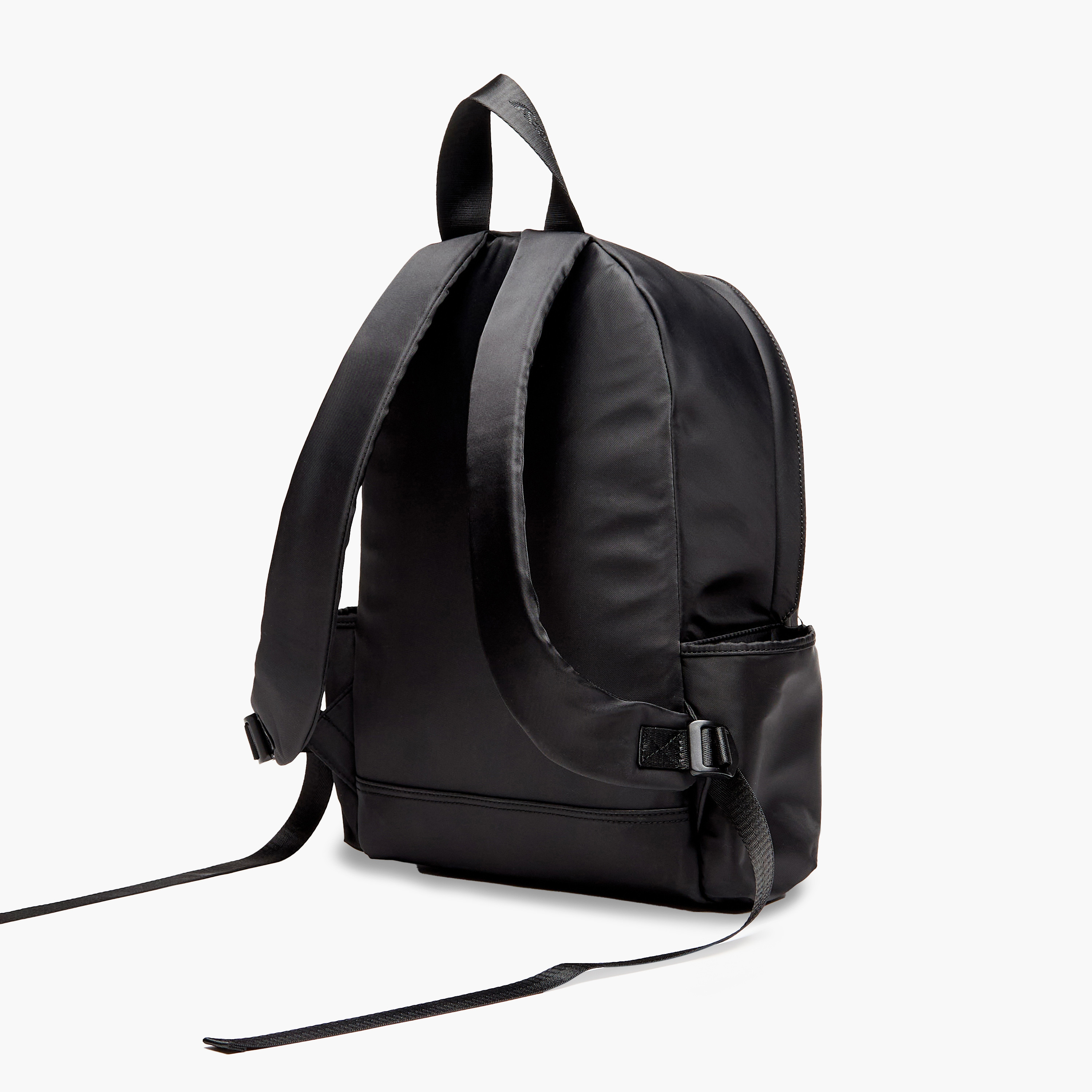 شنطة ظهر سادة بحمّالات قابل للتعديل وسحاب إغلاق من ميسي-women-bagsandwallets-backpacks-image-4
