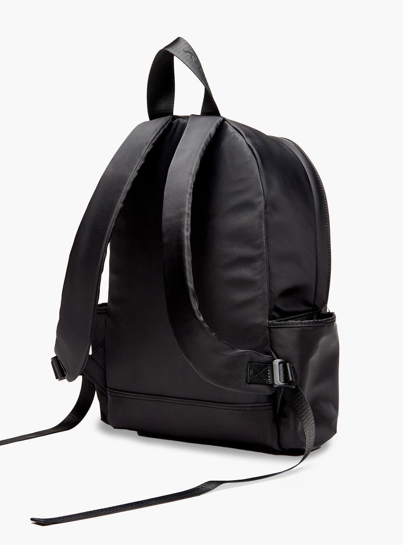 شنطة ظهر سادة بحمّالات قابل للتعديل وسحاب إغلاق من ميسي-women-bagsandwallets-backpacks-image-4