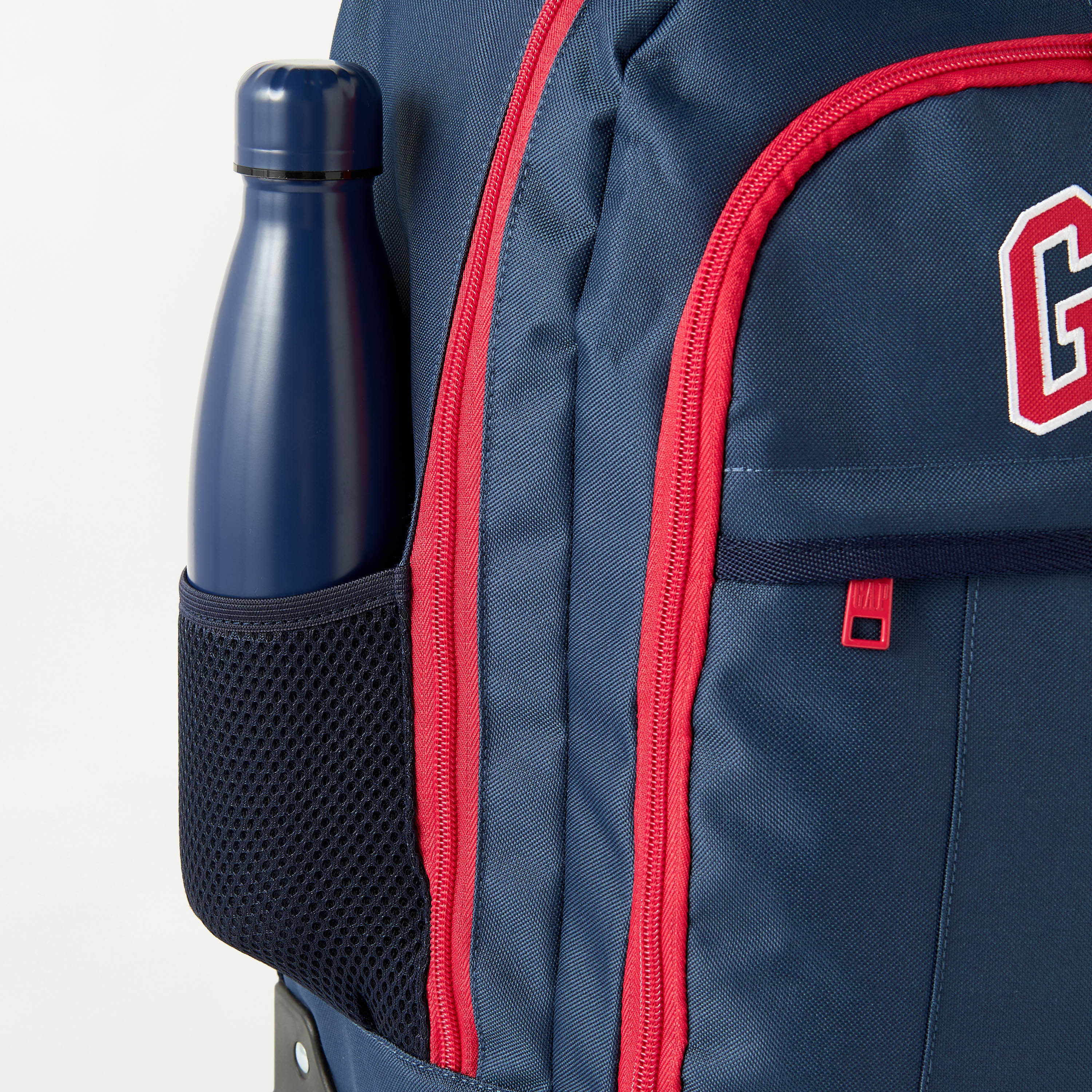 GAP 18-inch Solid Trolley Backpack with Retractable Handle - 30x16x46 cms-school-bagsandbackpacks-trolleybags-image-5
