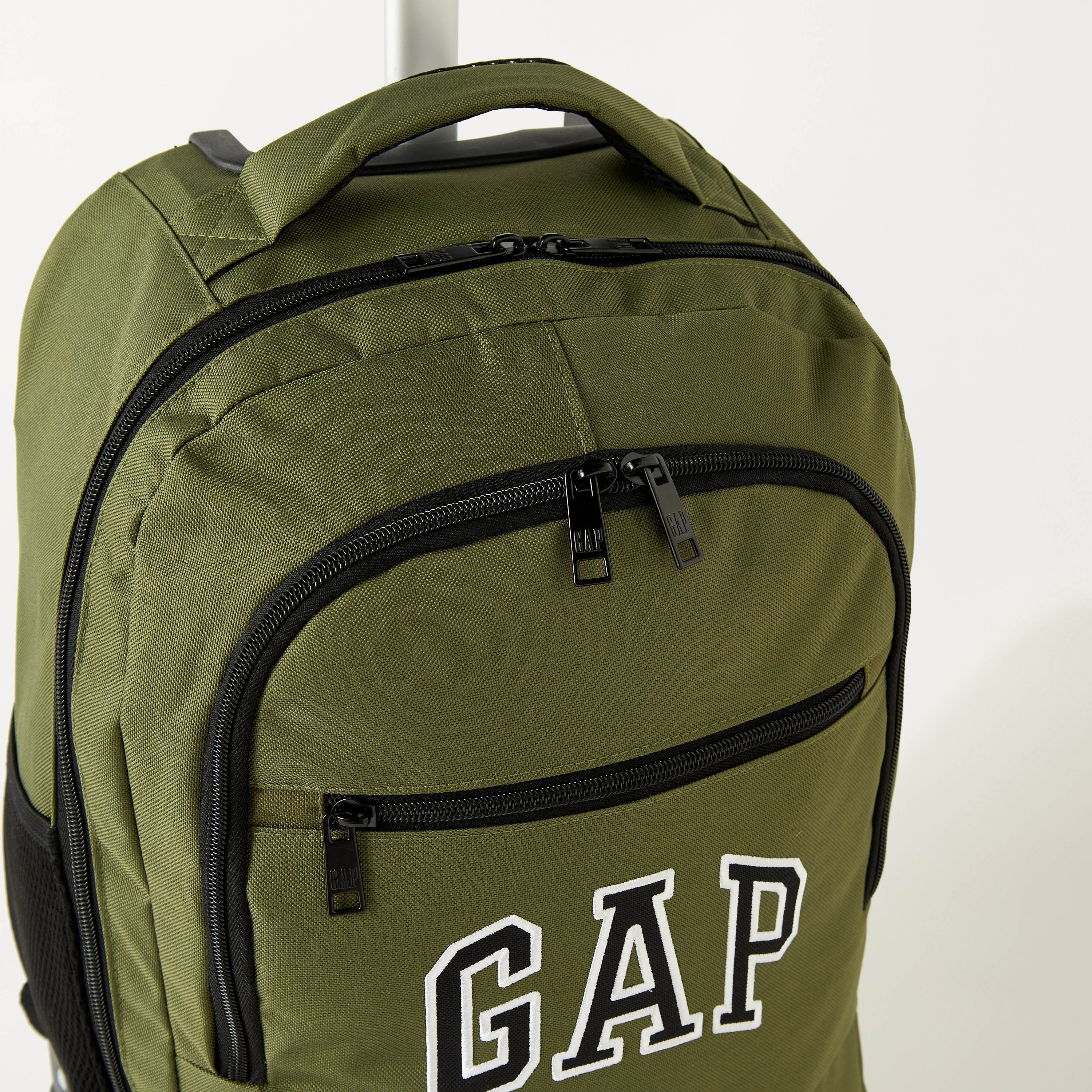 GAP 18-inch Solid Trolley Backpack with Retractable Handle - 30x16x46 cms-school-bagsandbackpacks-trolleybags-image-4