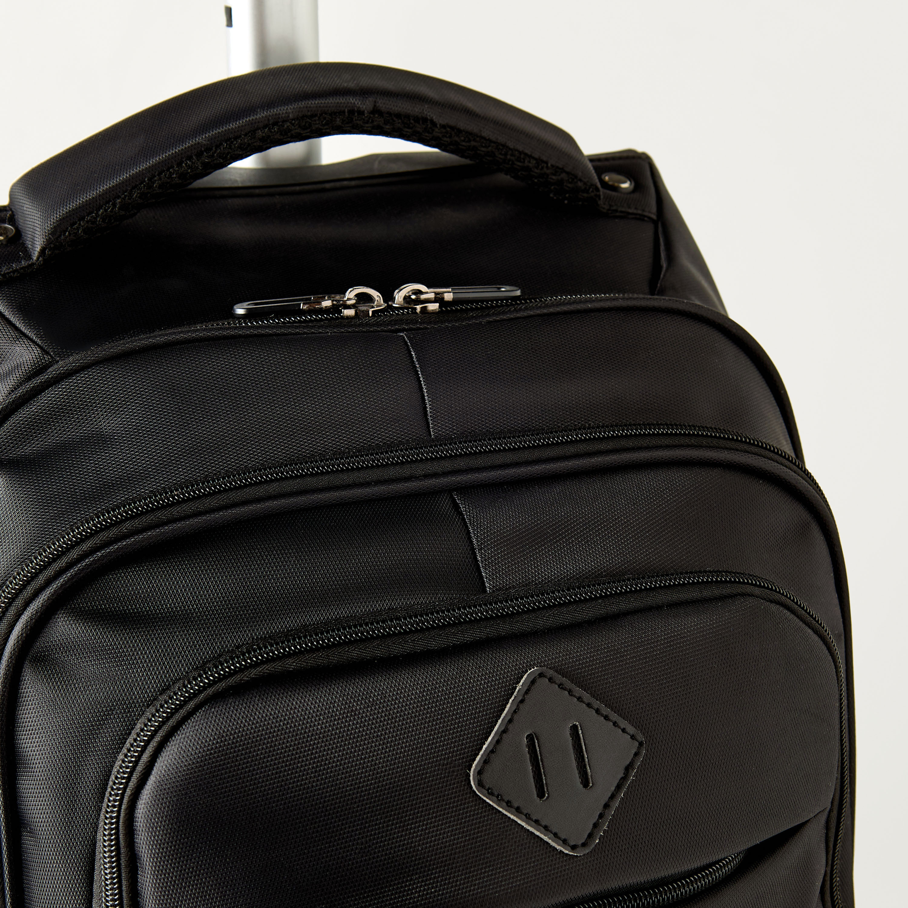شنطة ظهر ترولي سادة 18 بوصة بمقبض قابل للسحب- 47x33x21 سم-school-bagsandbackpacks-trolleybags-image-2