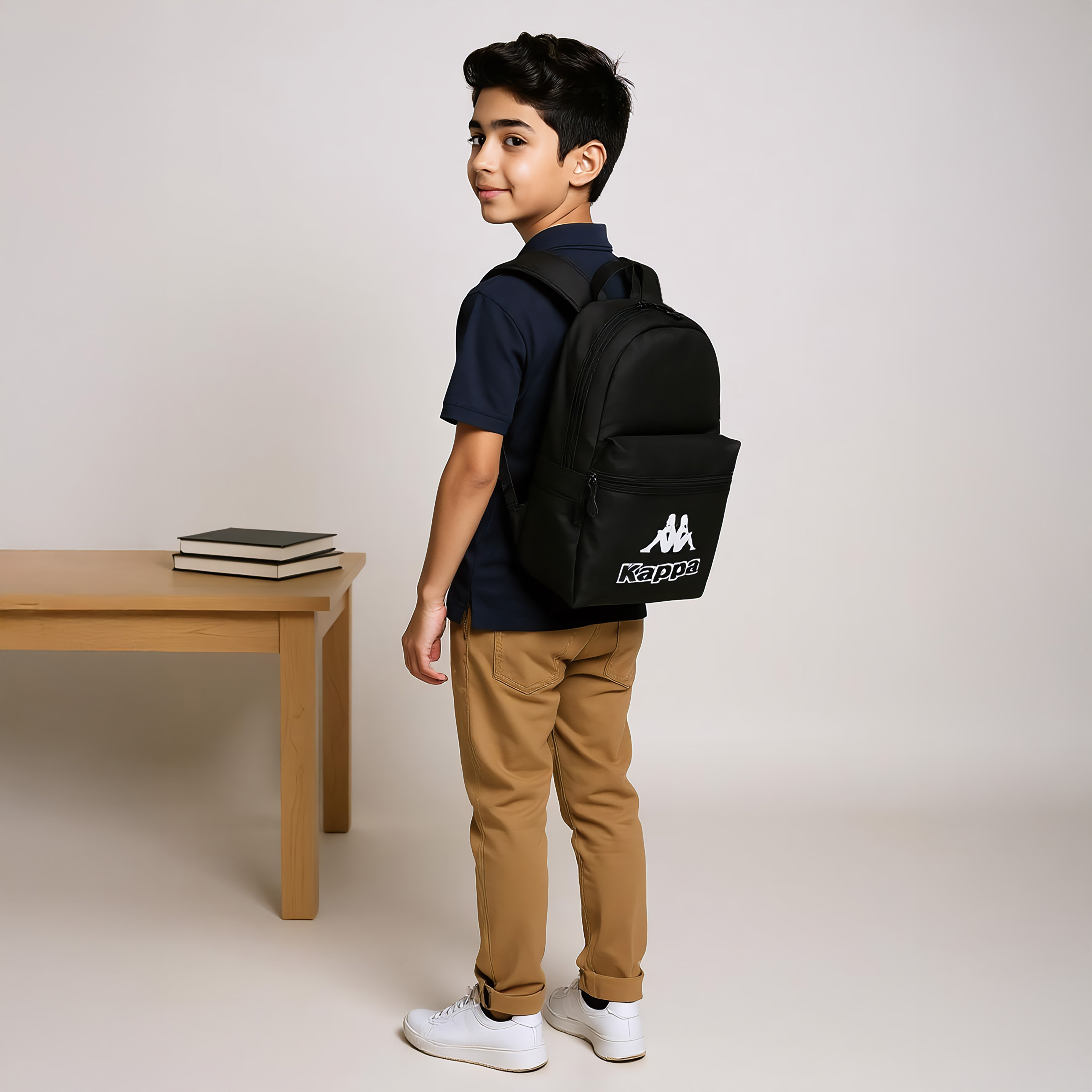 طقم شنطة ظهر مع شنطة غداء ومقلمة بطبعات شعار من كابا-cpkids-backtoschool-schoolbagsandbackpacks-backpacks-image-2