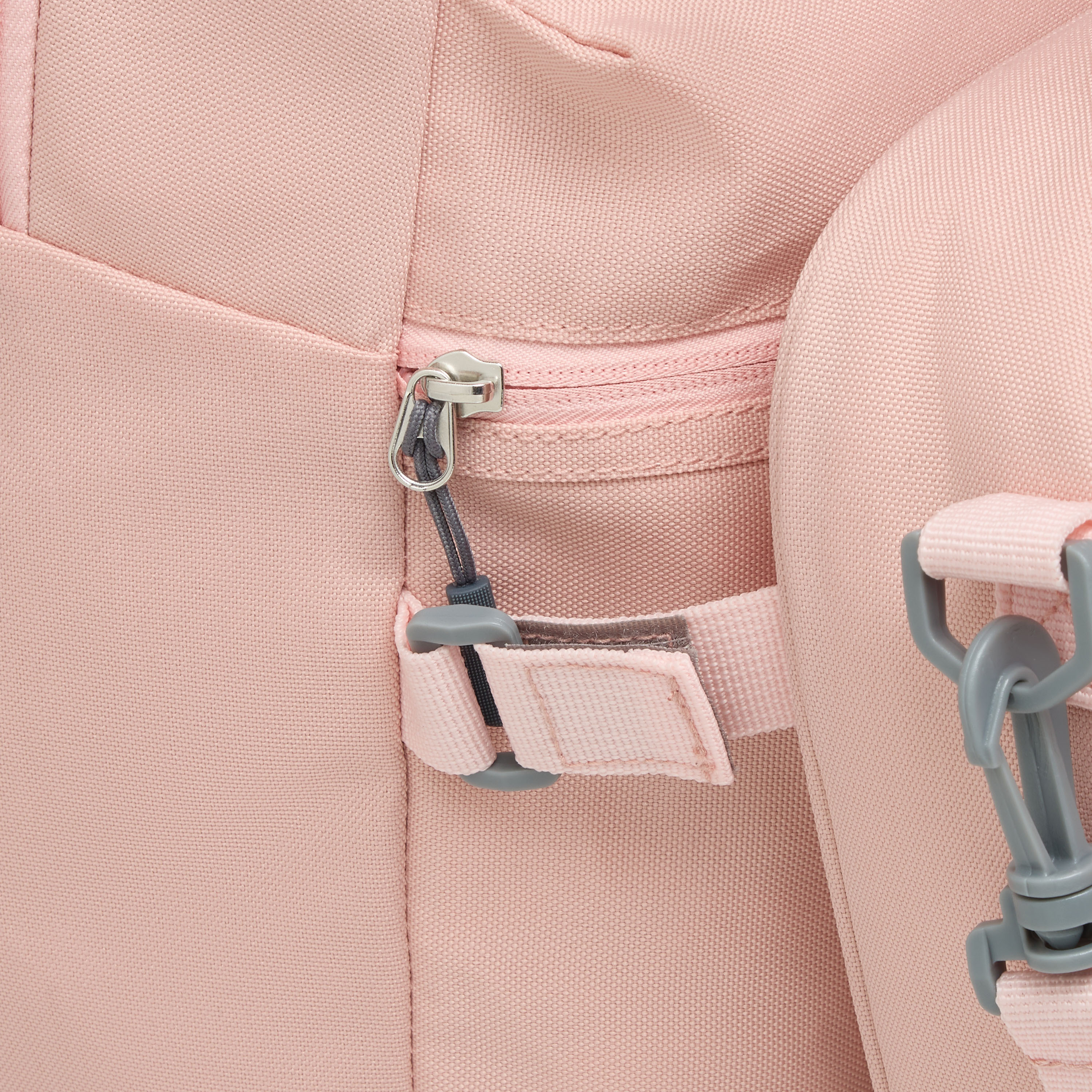 طقم شنطة ظهر مع شنطة غداء ومقلمة بطبعات شعار من كابا-cpkids-backtoschool-schoolbagsandbackpacks-backpacks-image-10