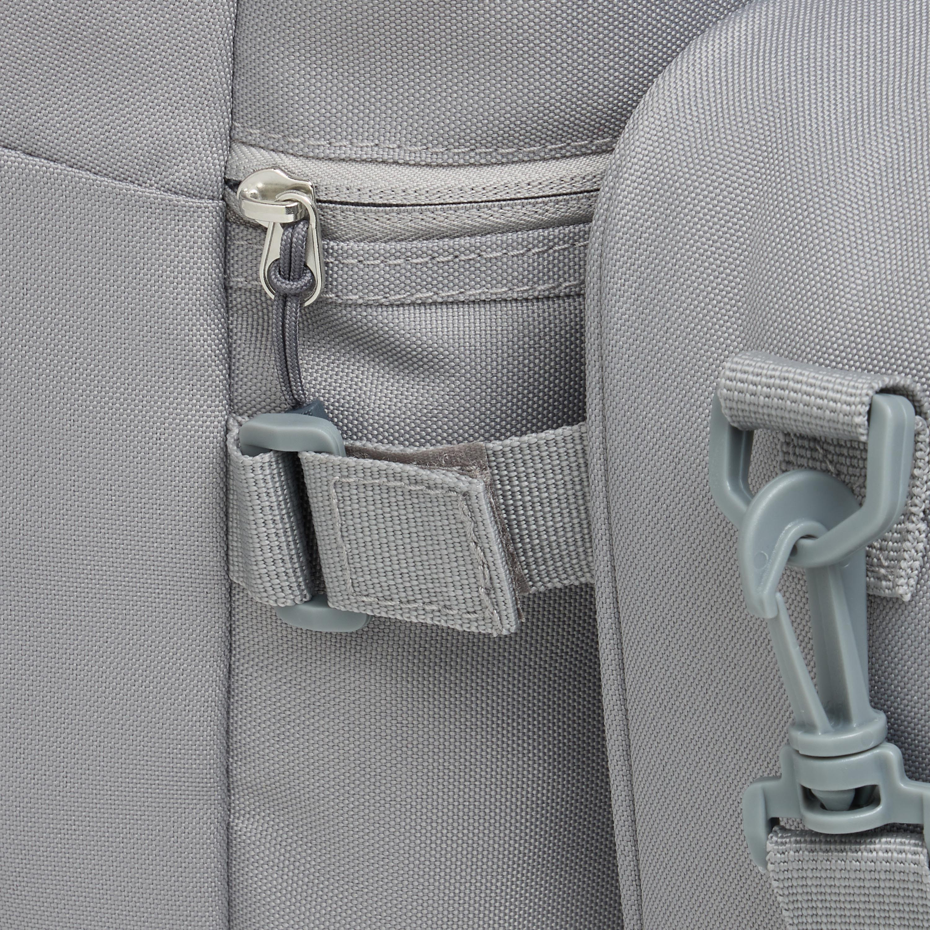 طقم شنطة ظهر مع شنطة غداء ومقلمة بطبعات شعار من كابا-cpkids-backtoschool-schoolbagsandbackpacks-backpacks-image-10