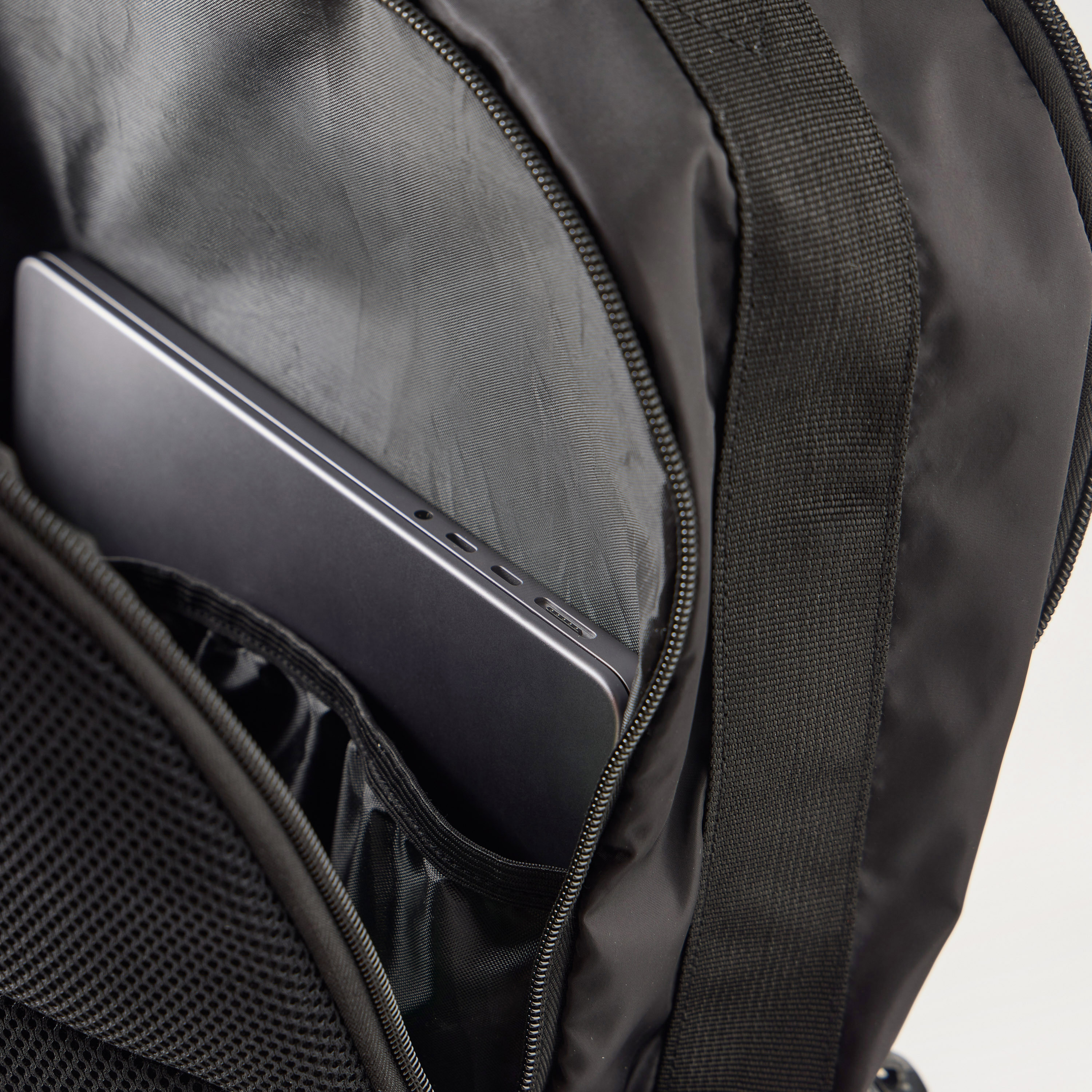 UCB Solid 18-inch Backpack with Adjustable Straps - 28x15x43 cms-school-bagsandbackpacks-backpacks-image-6