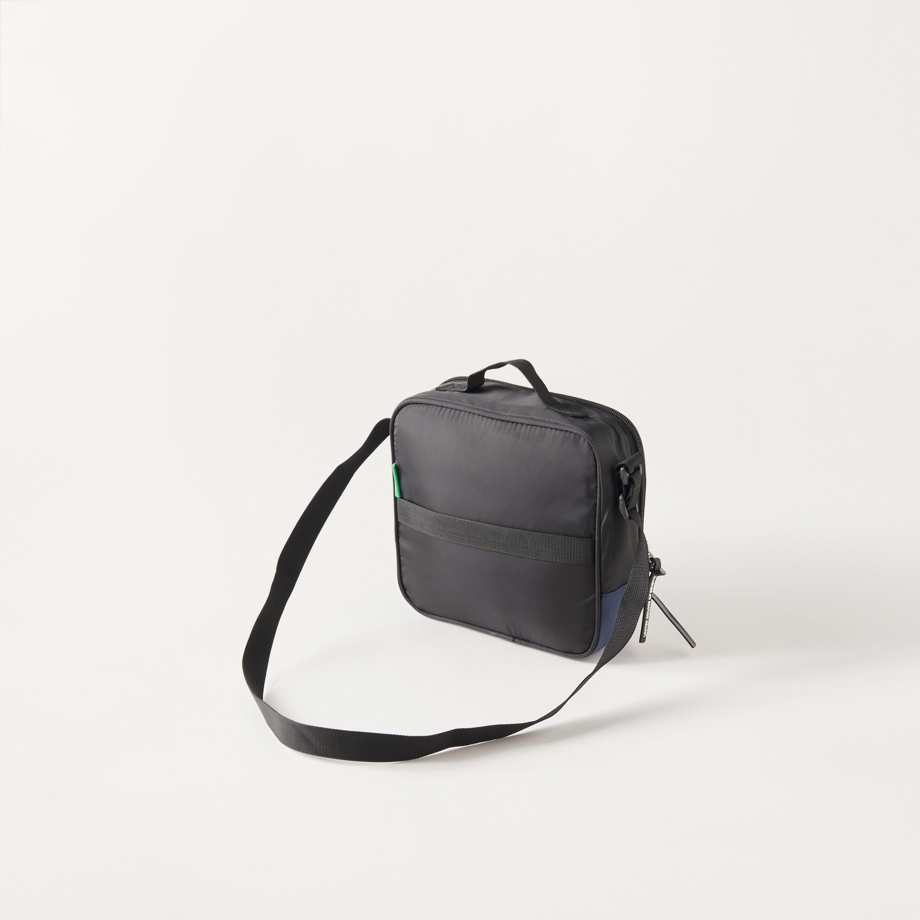 UCB Solid Lunch Bag with Adjustable Strap and Zip Closure-school-lunchessentials-lunchbags-image-4
