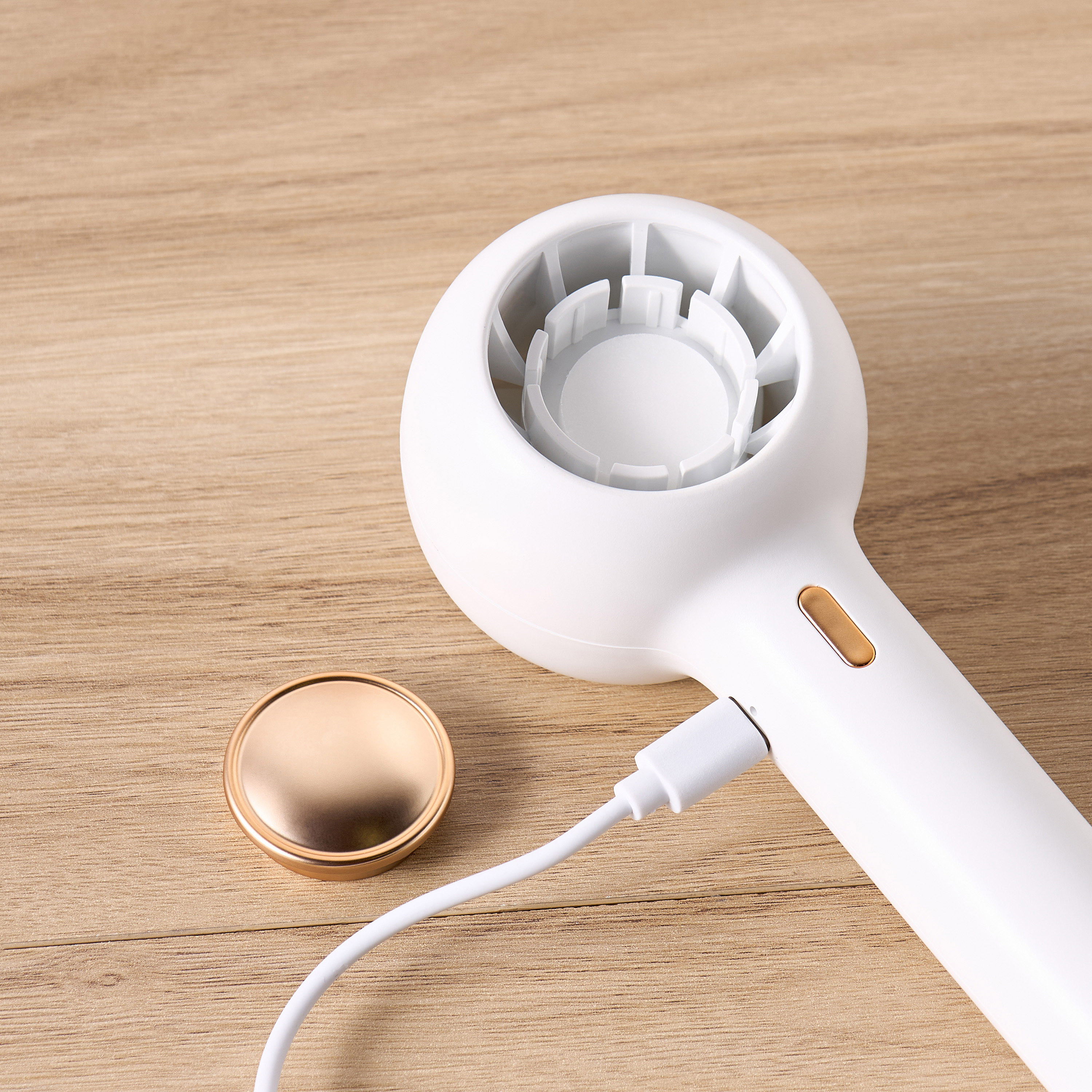 مروحة معطرة محمولة من دوما-household-appliances-homeappliances-fans-image-4