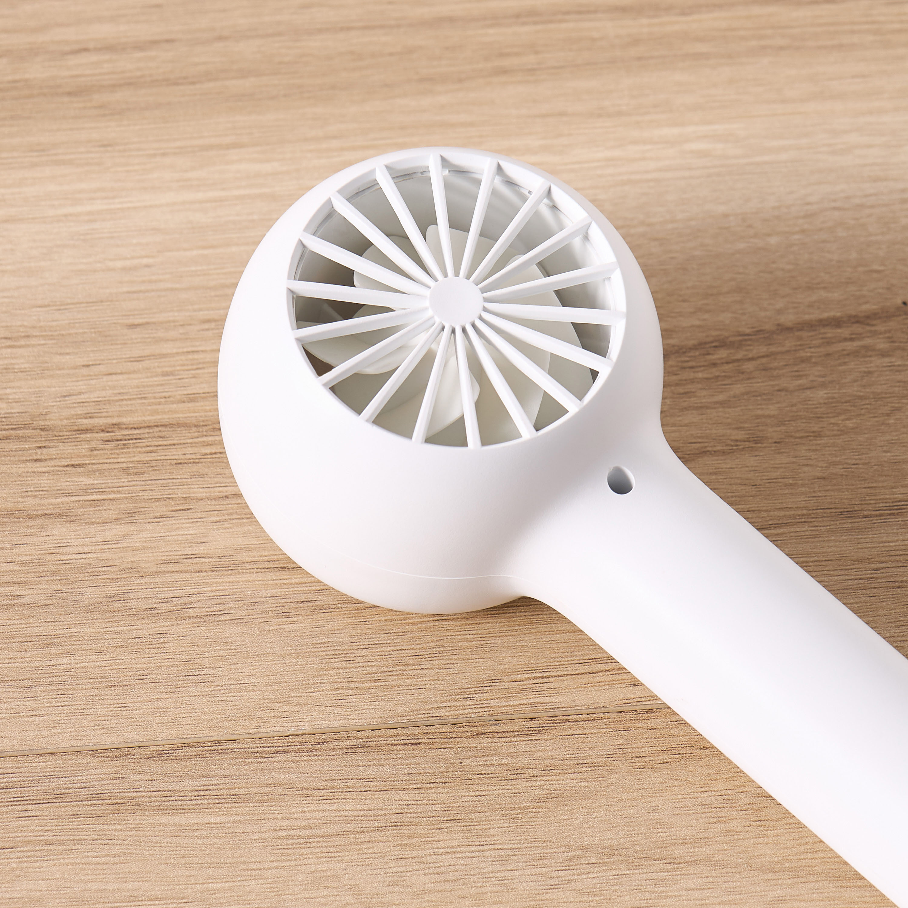 مروحة معطرة محمولة من دوما-household-appliances-homeappliances-fans-image-5