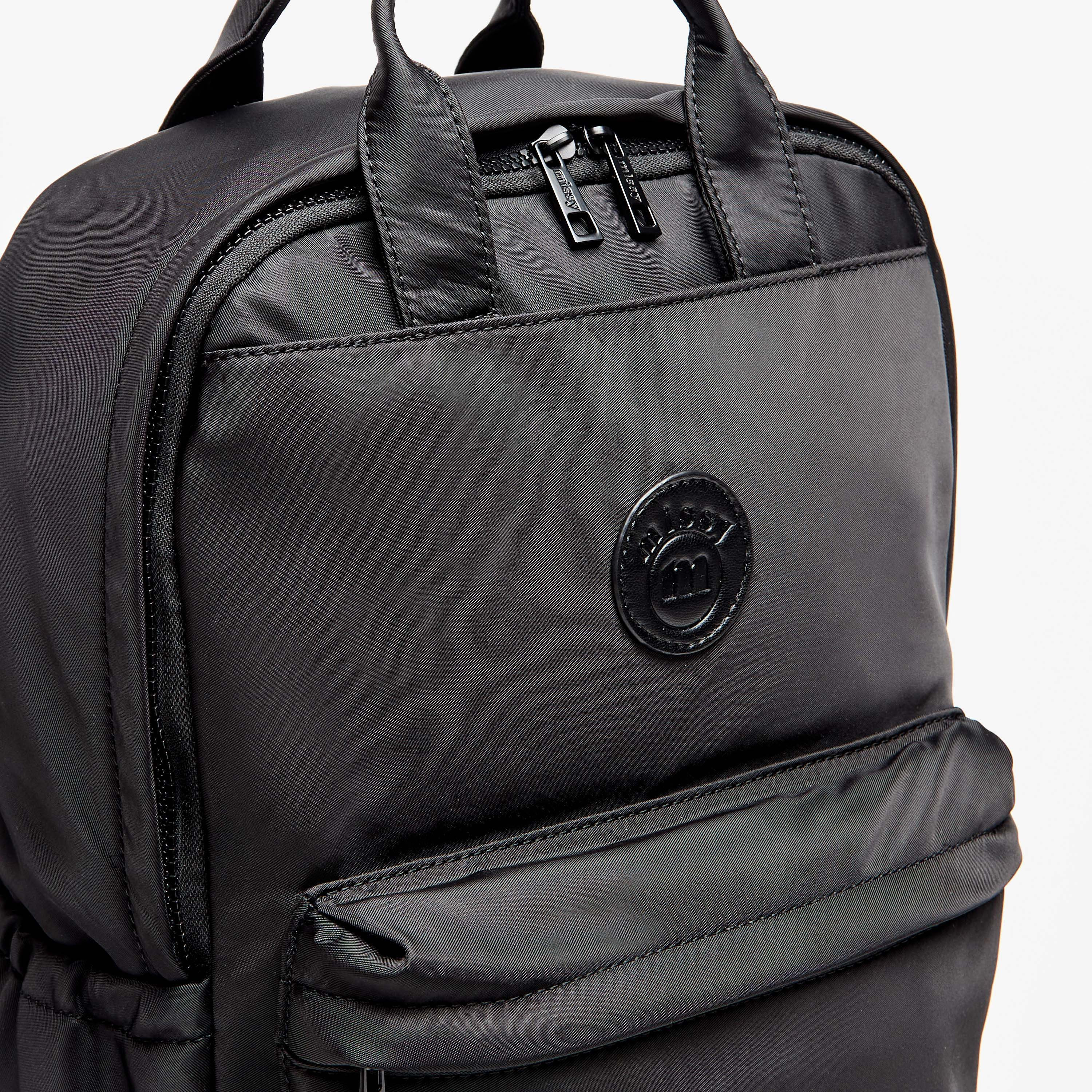 شنطة ظهر بحمالات قابلة للتعديل وسحّاب إغلاق وزخارف شعار من ميسي - 12x41x30 سم-women-bagsandwallets-backpacks-image-3