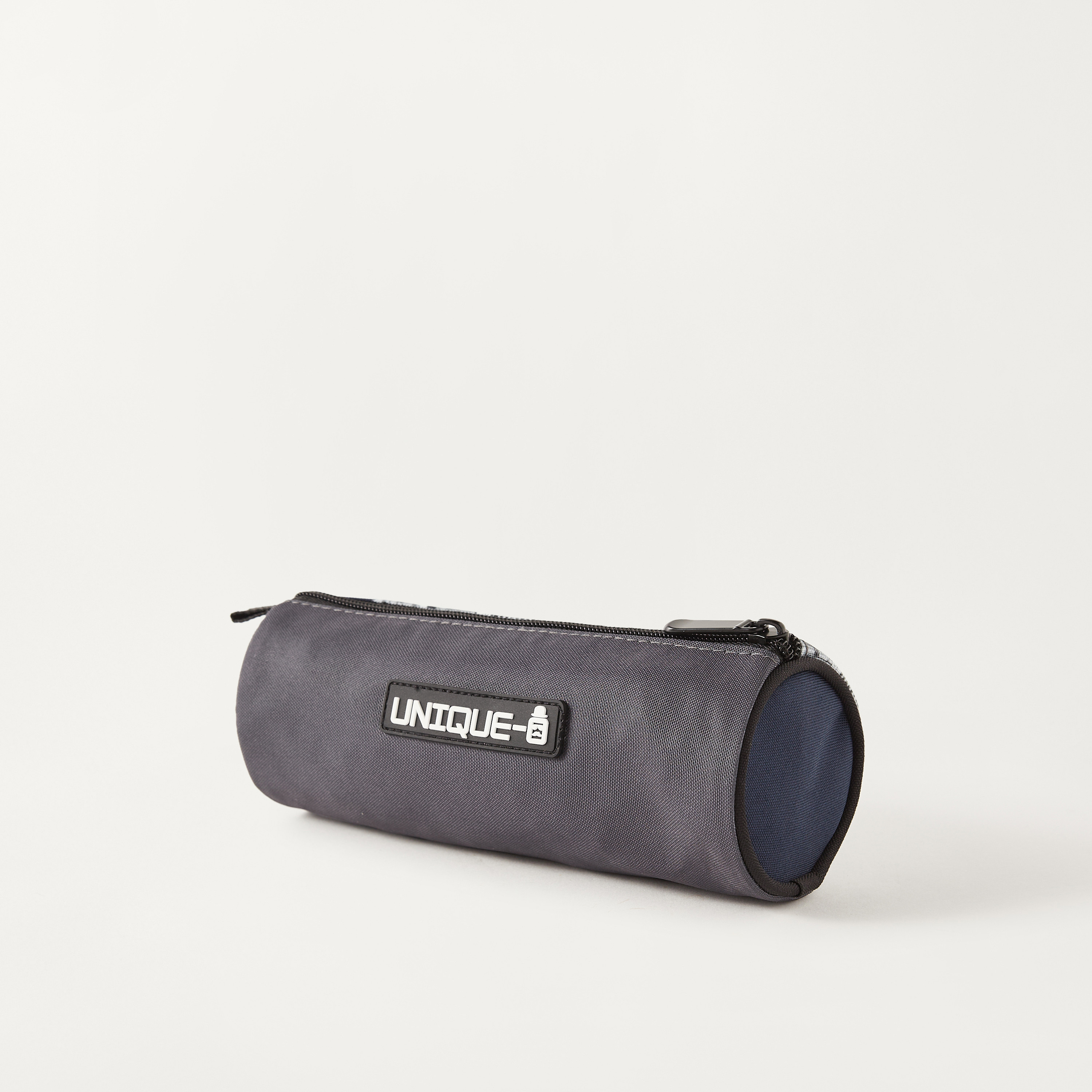 مقلمة بطبعات سيارة مع سحاب إغلاق من يونيك-school-stationery-pencilcases-image-4