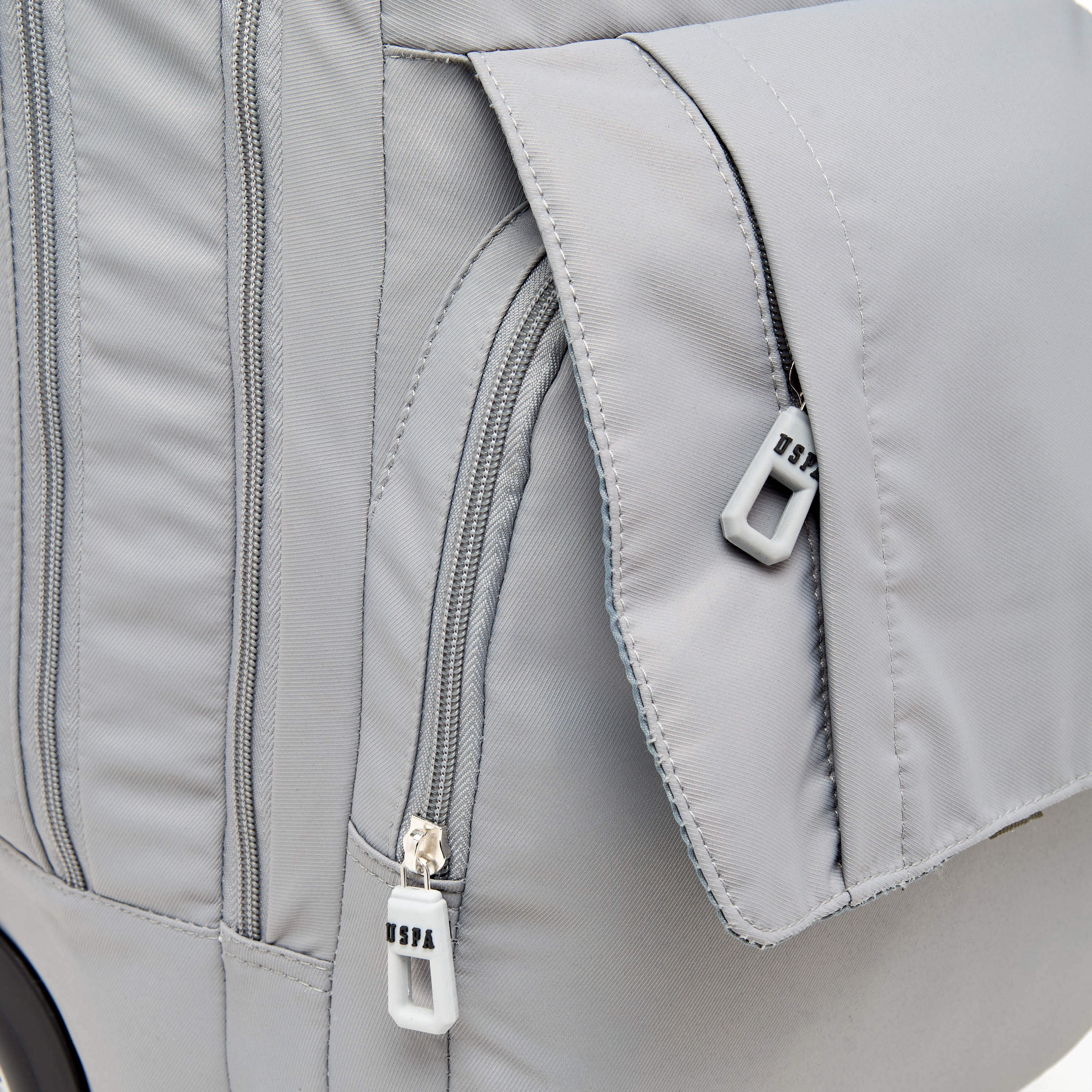 US POLO ASSN. Solid Softcase Bag with Retractable Handle-school-bagsandbackpacks-trolleybags-image-9