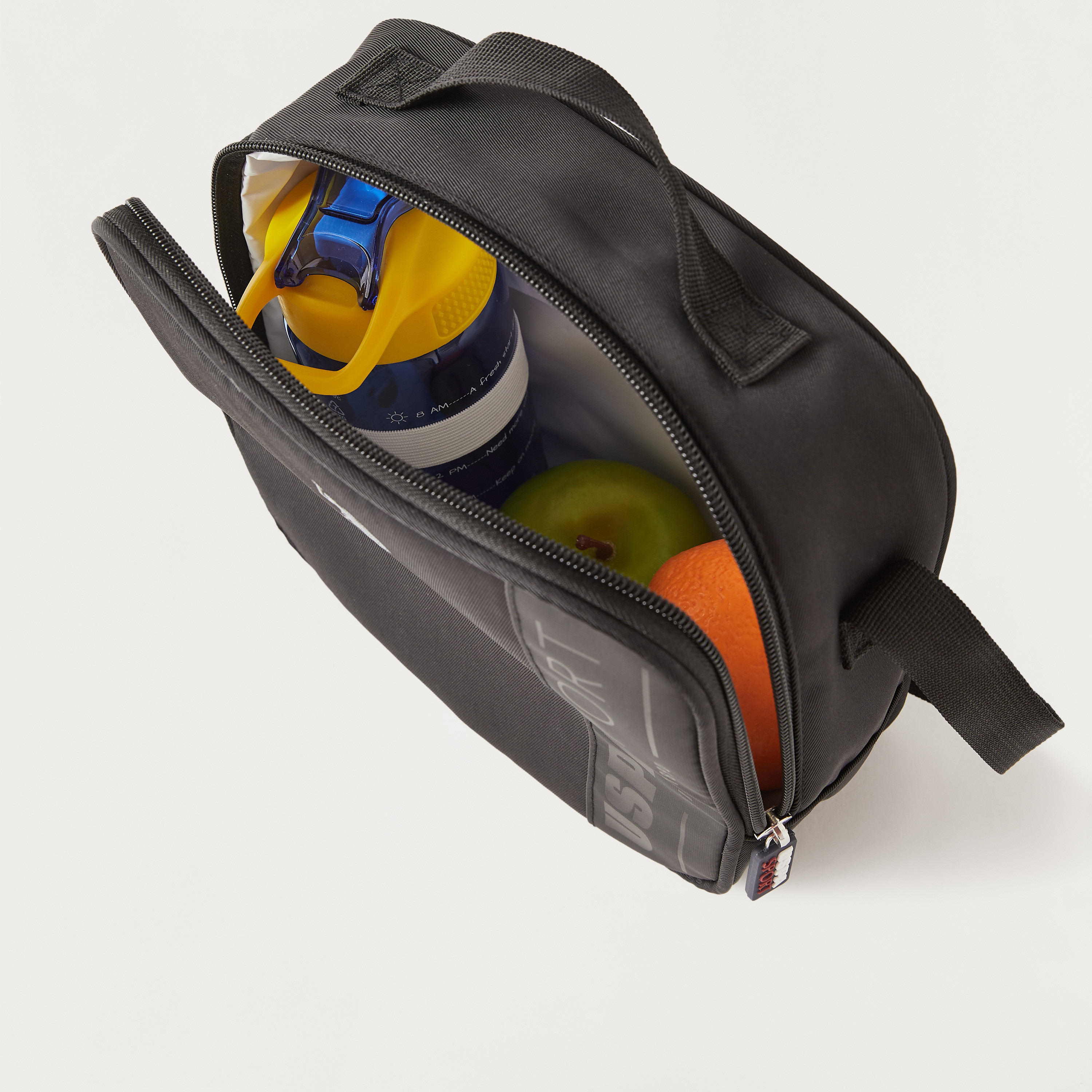 شنطة غداء بحزام قابل للتعديل وسحاب إغلاق وطبعات شعار من يو إس بولو أسن-school-lunchessentials-lunchbags-image-5