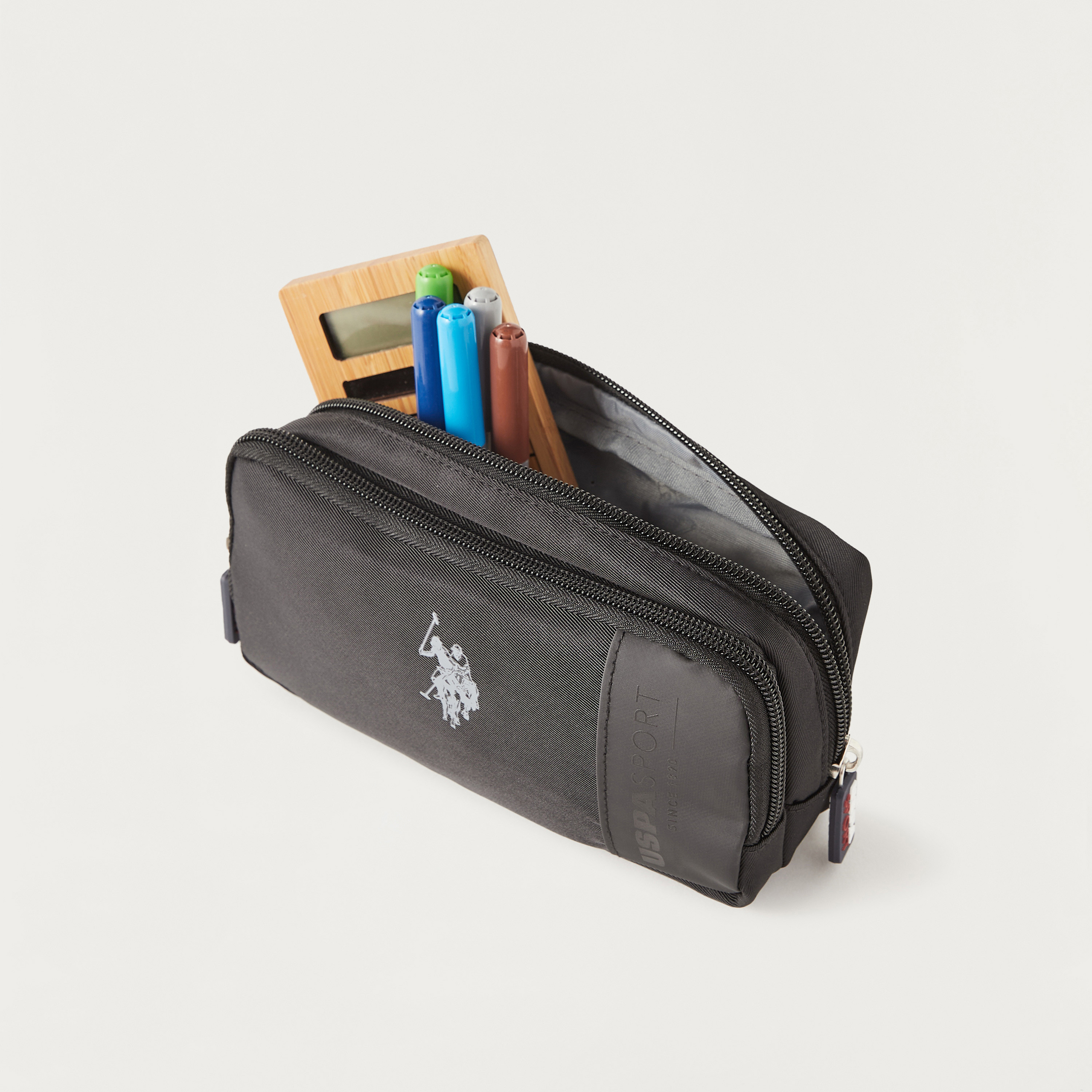 مقلمة بسحاب إغلاق وطبعات من يو إس بولو-school-stationery-pencilcases-image-5