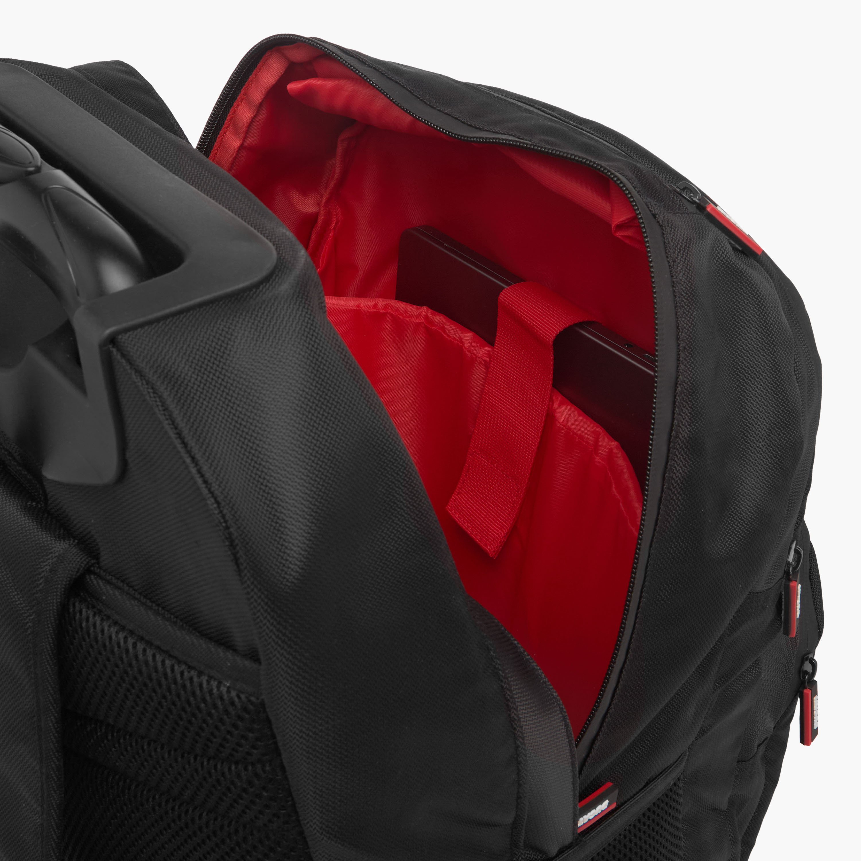 شنطة ظهر ترولي 18 بوصة بمقبض قابل للسحب وتفاصيل شعار من دوكاتي - 34x19x46 سم-school-bagsandbackpacks-trolleybags-image-12