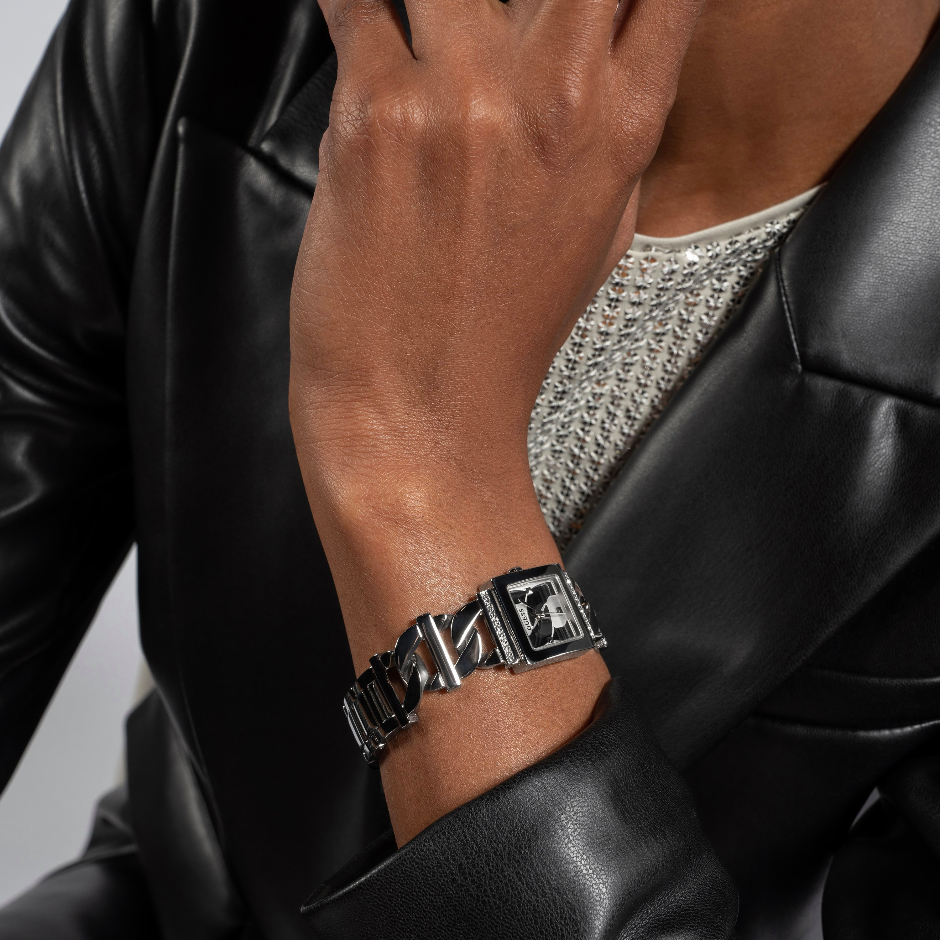ساعة أنالوج ذهبية وردية بسوار ستانلس ستيل من كينيث سكوت | K23519-RBKK-women-watchesandjewellery-watches-image-5