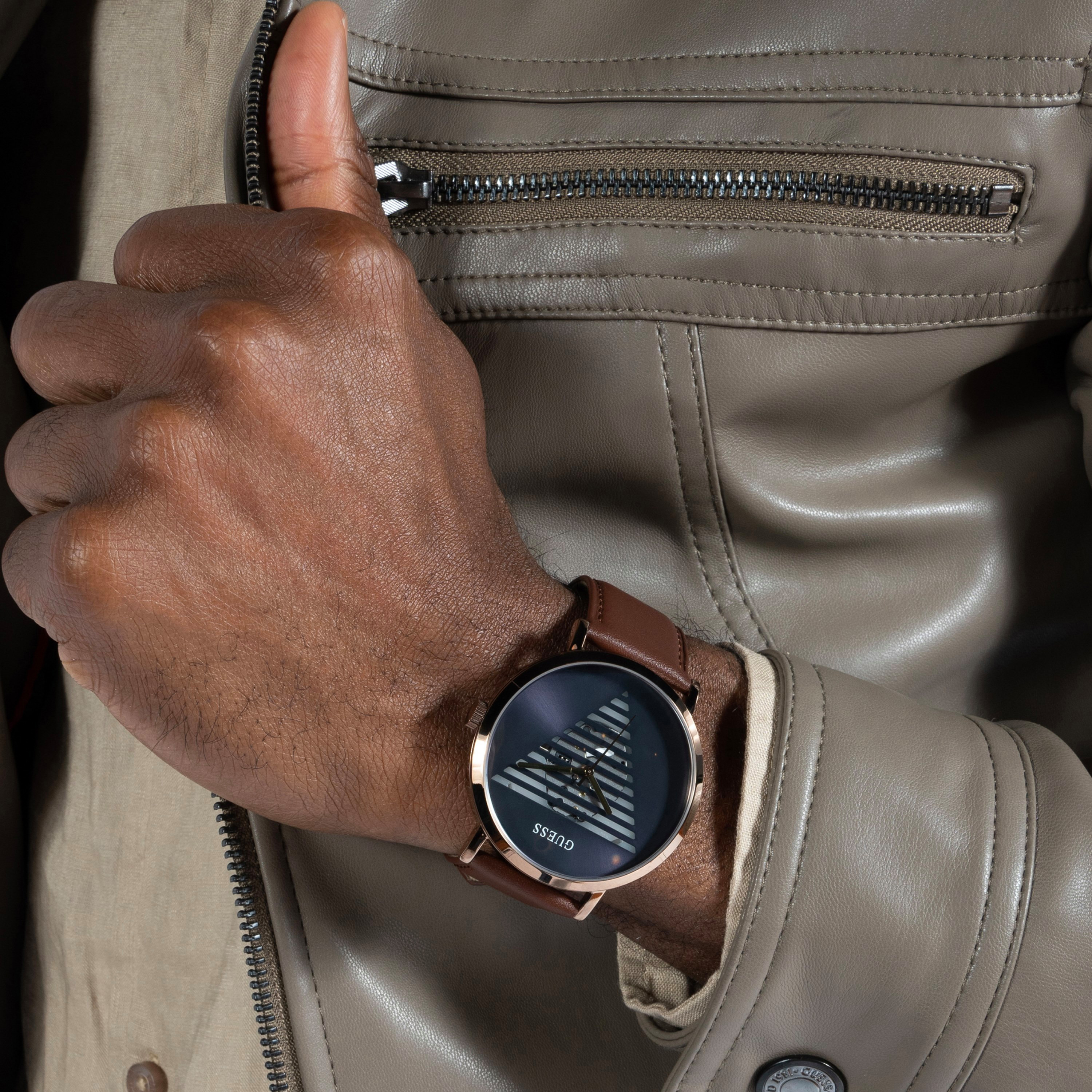 Guess Men's Brown Analog Leather Strap Watch | GW0503G4-men-watchesandjewellery-watches-image-5