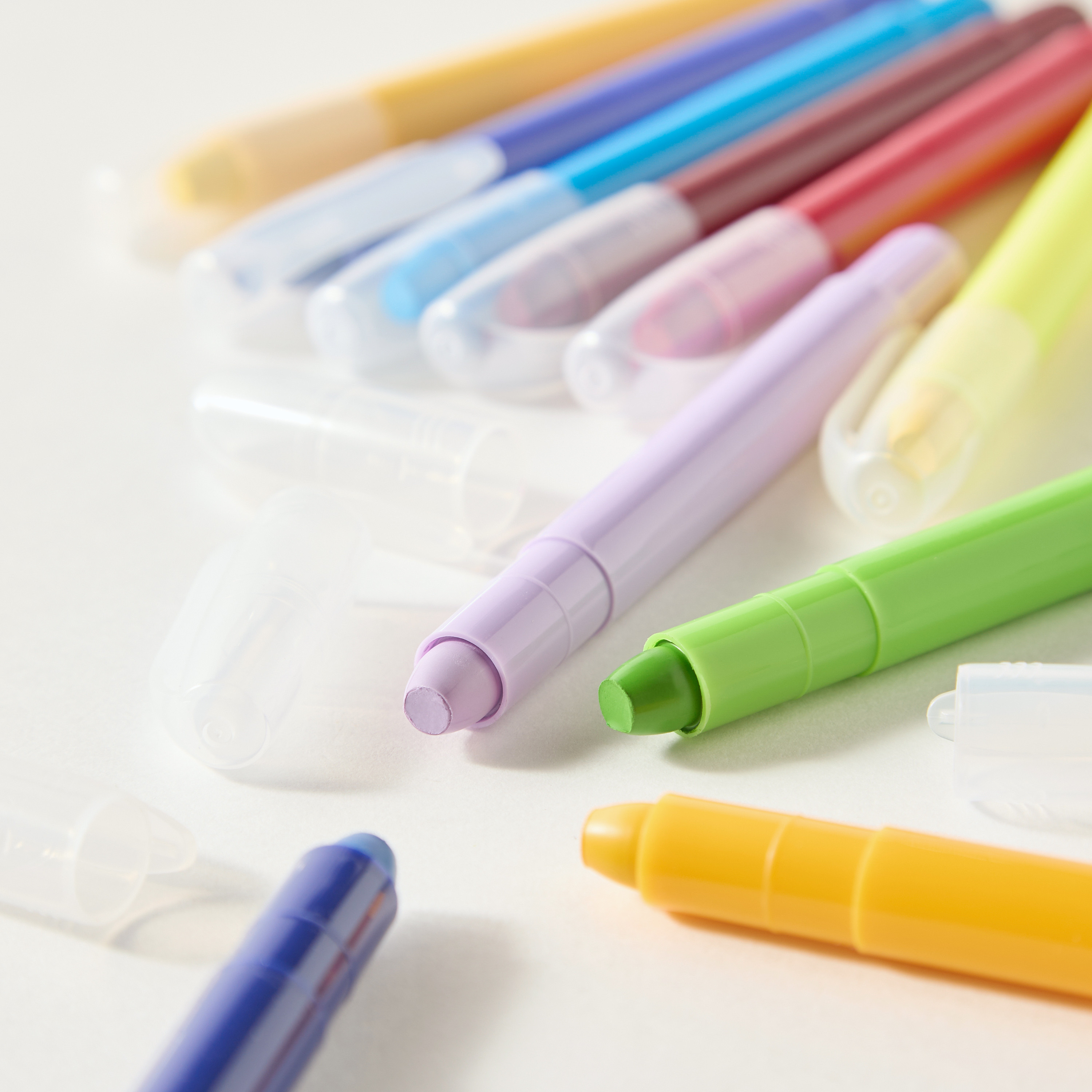 Findz 36-Piece Crayon Set-school-stationery-pensandpencils-image-4