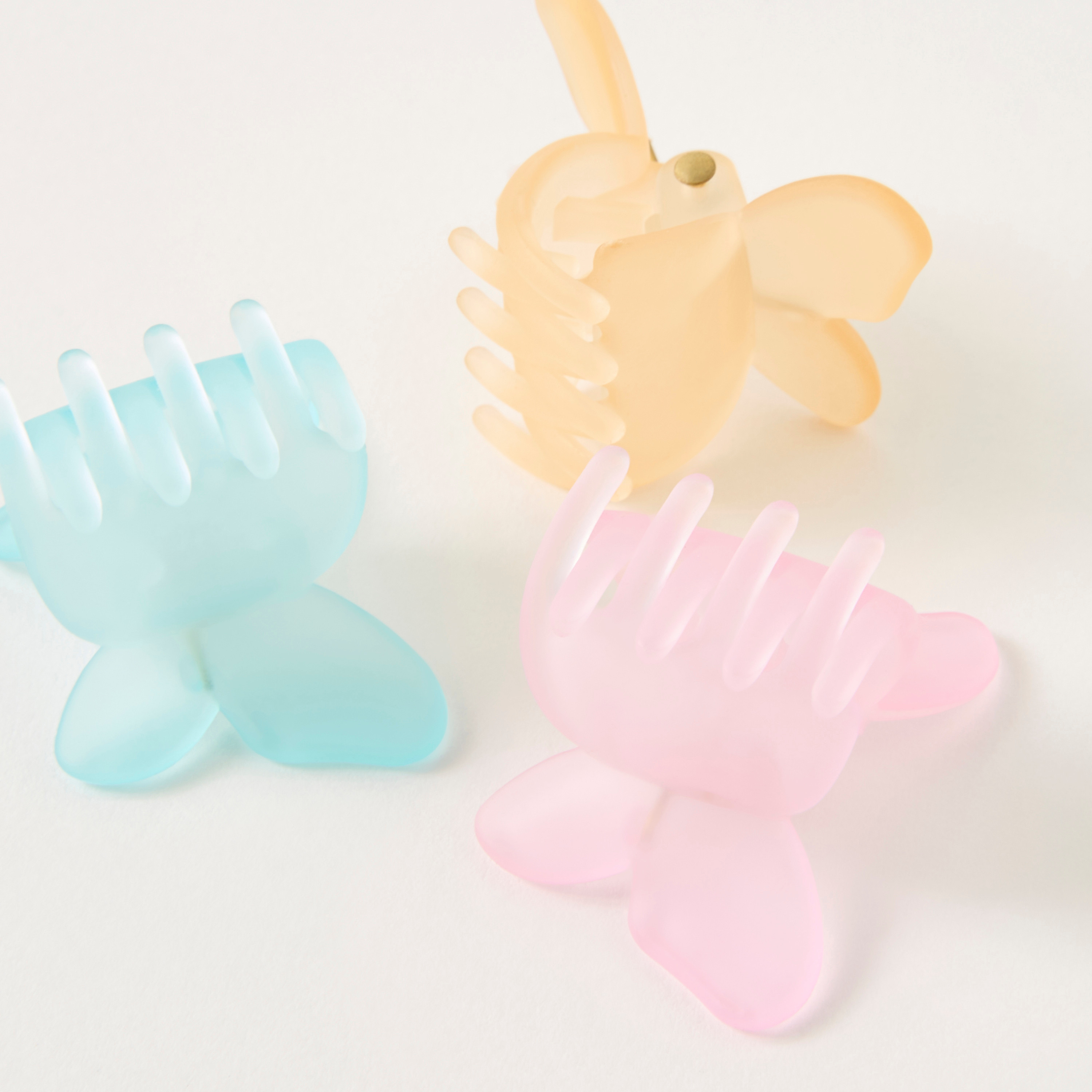 مشبك شعر على شكل فراشة - طقم من 3 قطع-women-hairaccessories-clamps-image-3