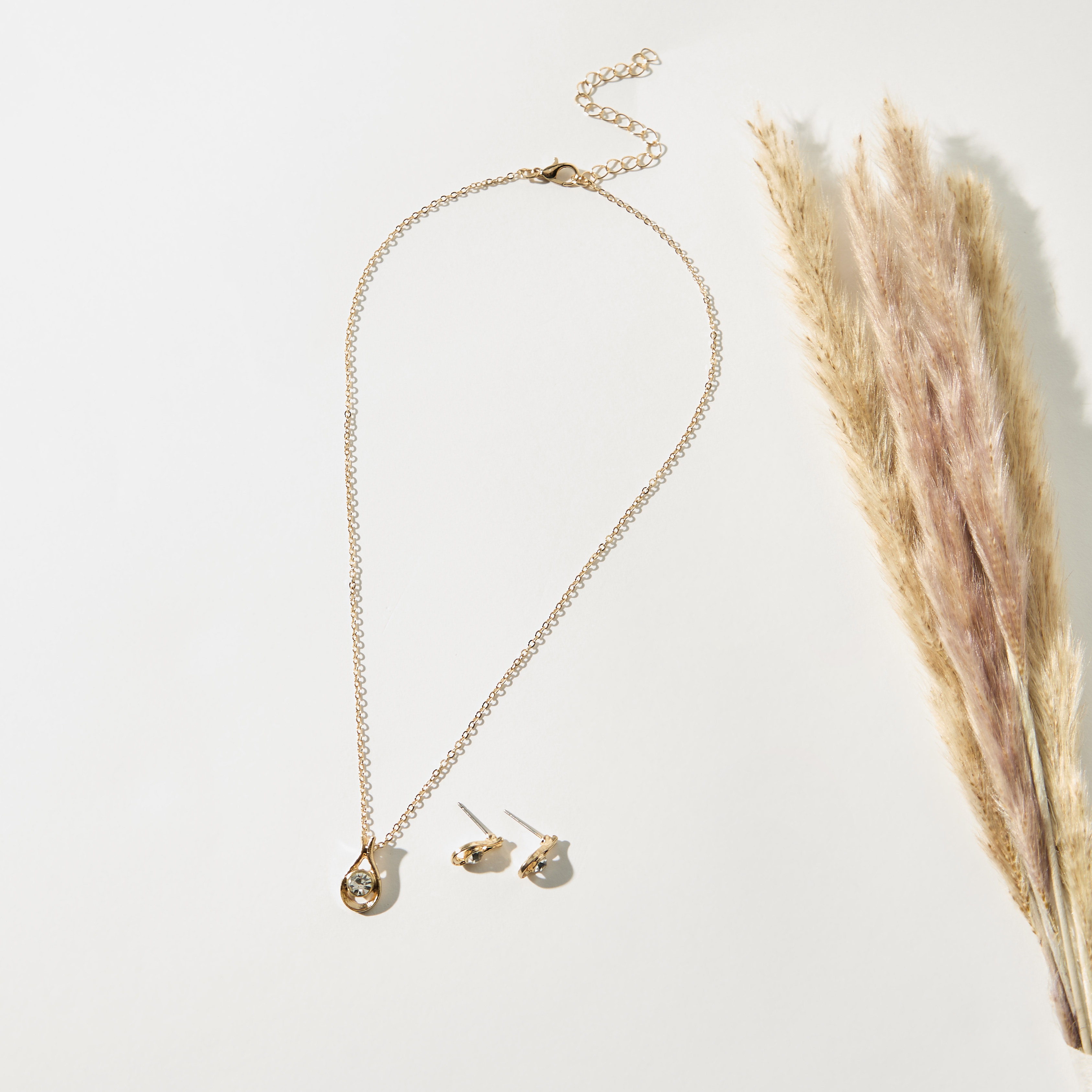 Embellished Pendant Necklace and Earrings Set-women-watchesandjewellery-jewellery-jewellerysets-image-1