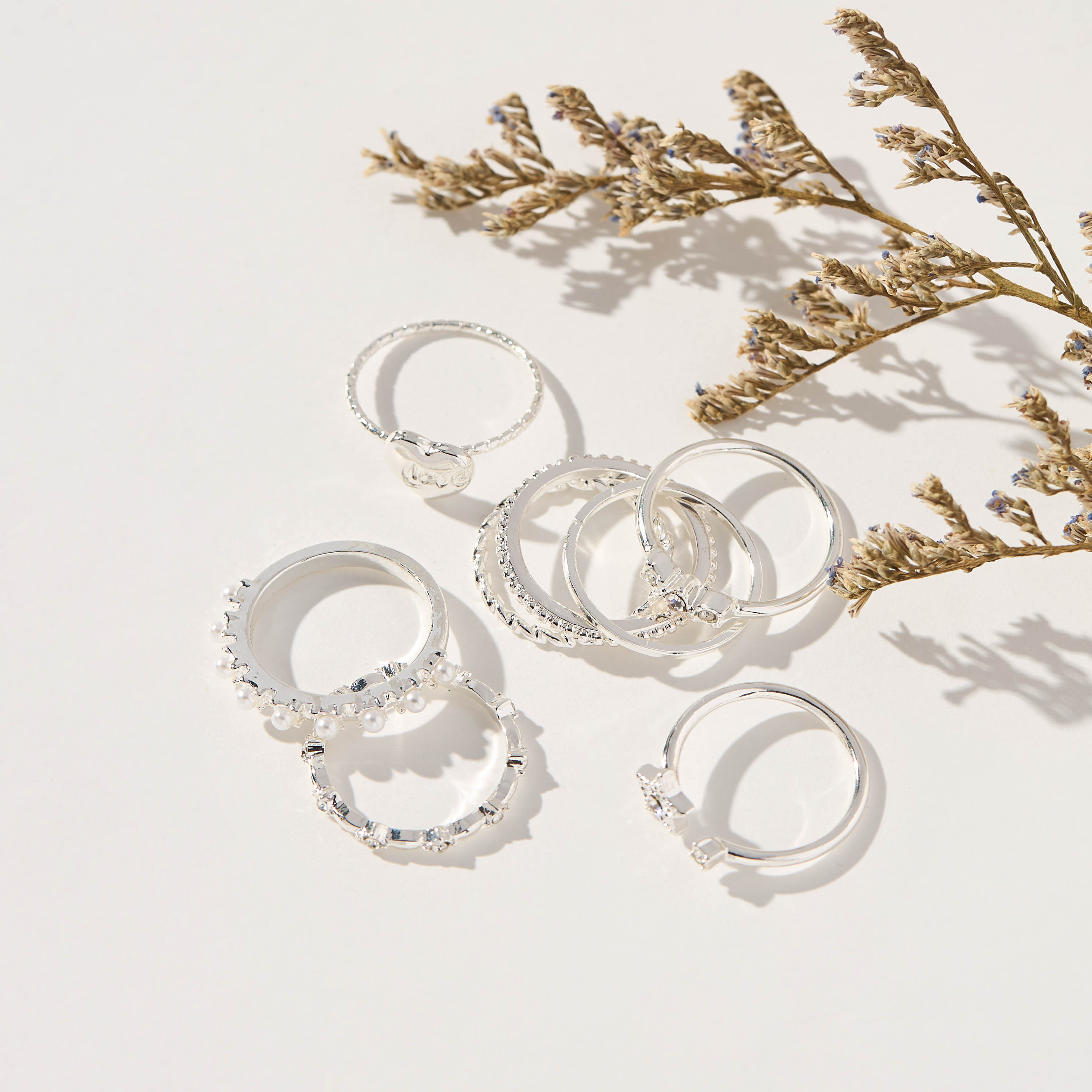 طقم خاتم 8 قطع مزيّنة - لارج - إكس لارج-women-watchesandjewellery-jewellery-rings-image-1