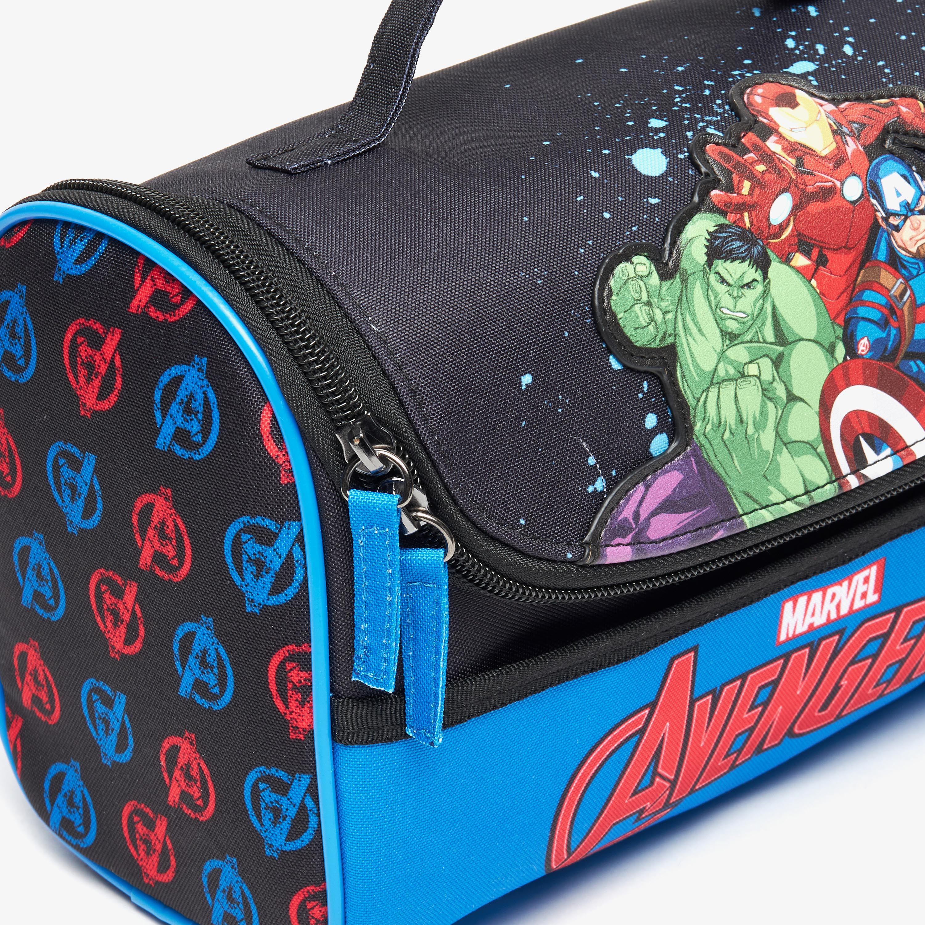 شنطة غداء بسحاب إغلاق ومقبض علوي وطبعات من مارفل-school-lunchessentials-lunchbags-image-3