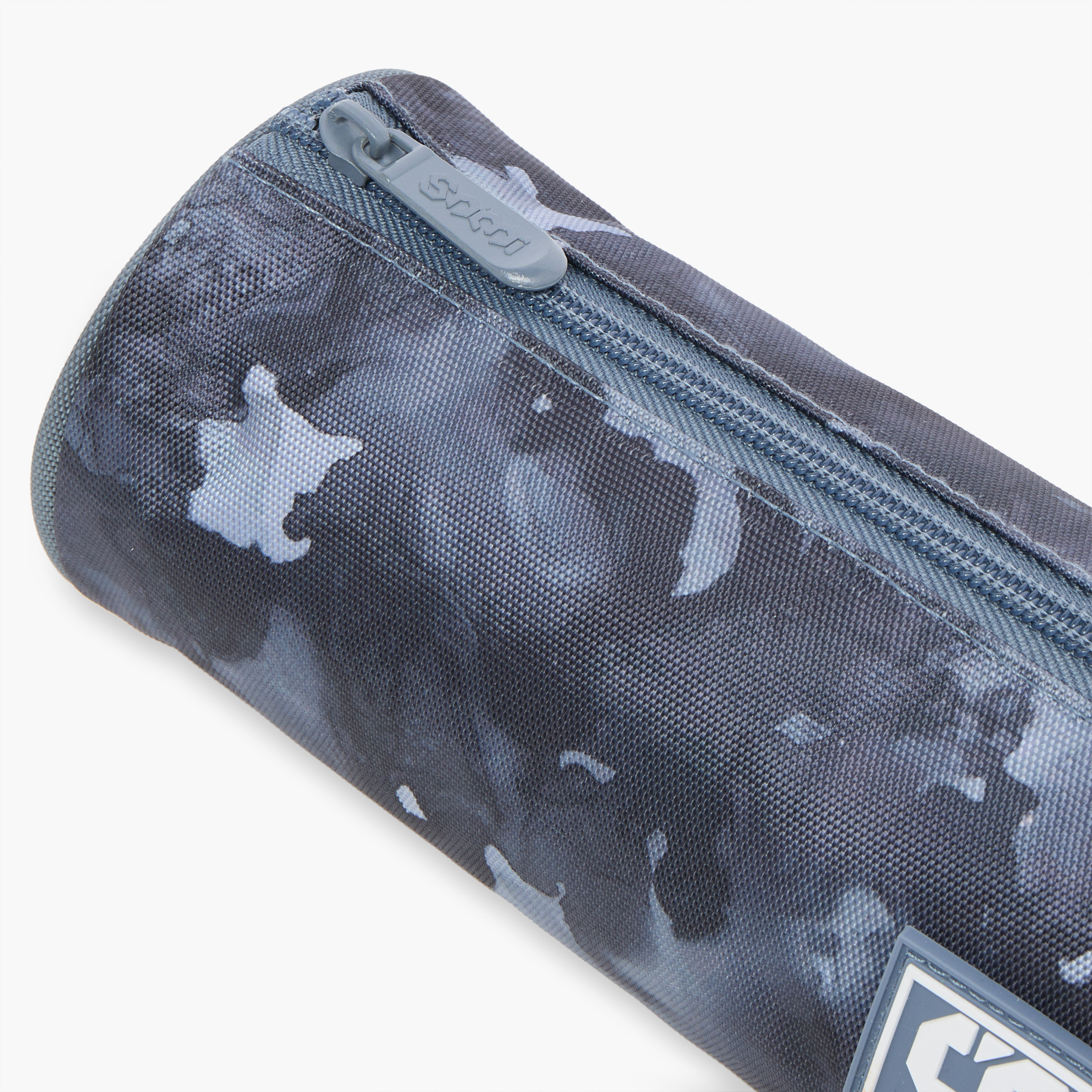 مقلمة بسحاب إغلاق وطبعات مموهة من سامي ستوديو-school-stationery-pencilcases-image-7