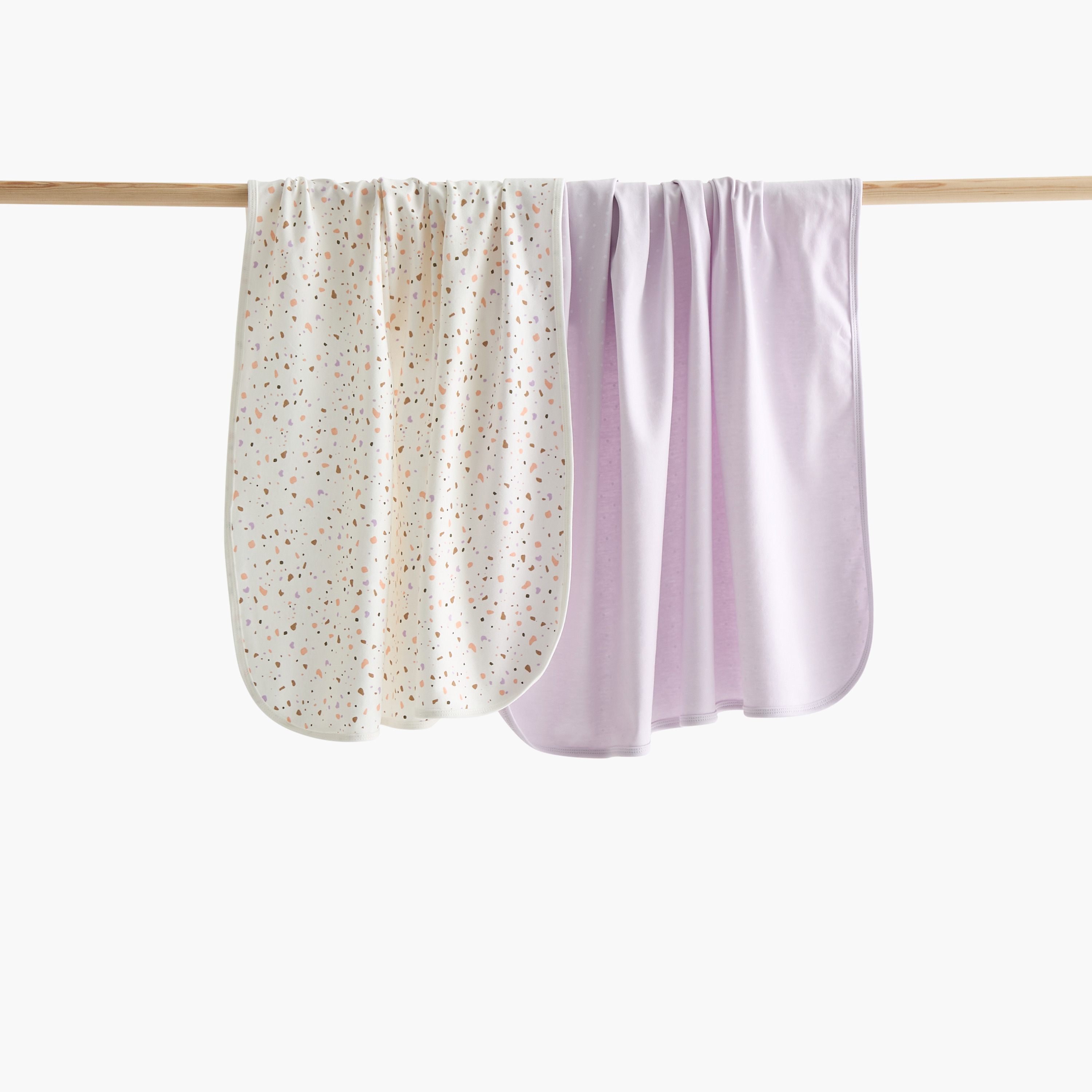 طقم بطانيات لحديثي الولادة قطعتين بطبعات من جونيورز - 70x70 سم-baby-nursery-blanketsandswaddles-receivingblankets-image-1
