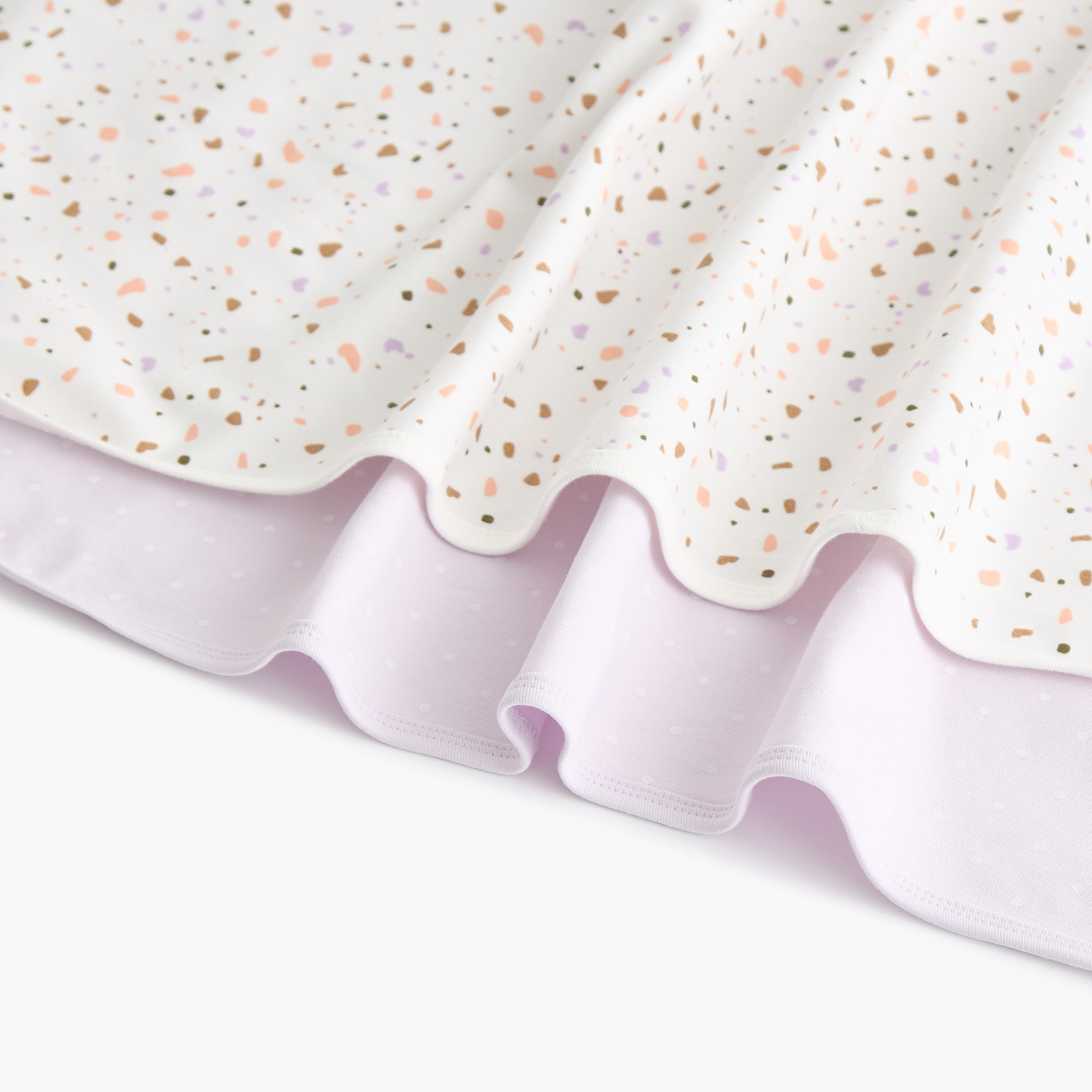 طقم بطانيات لحديثي الولادة قطعتين بطبعات من جونيورز - 70x70 سم-baby-nursery-blanketsandswaddles-receivingblankets-image-5