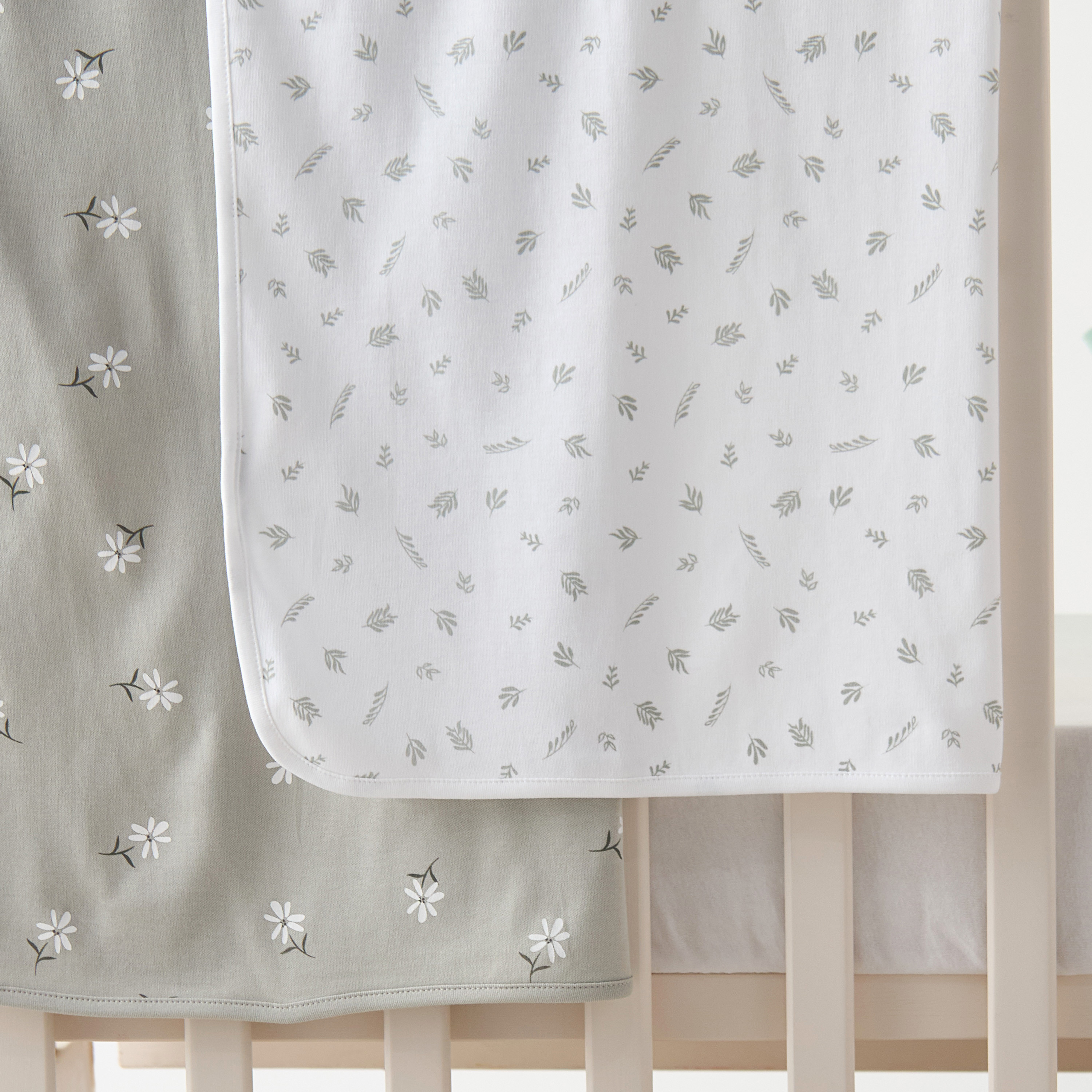 Juniors Floral Print 2-Piece Receiving Blanket Set -  70x70 cm-baby-nursery-blanketsandswaddles-receivingblankets-image-3